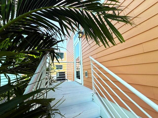 182 Paradise Way