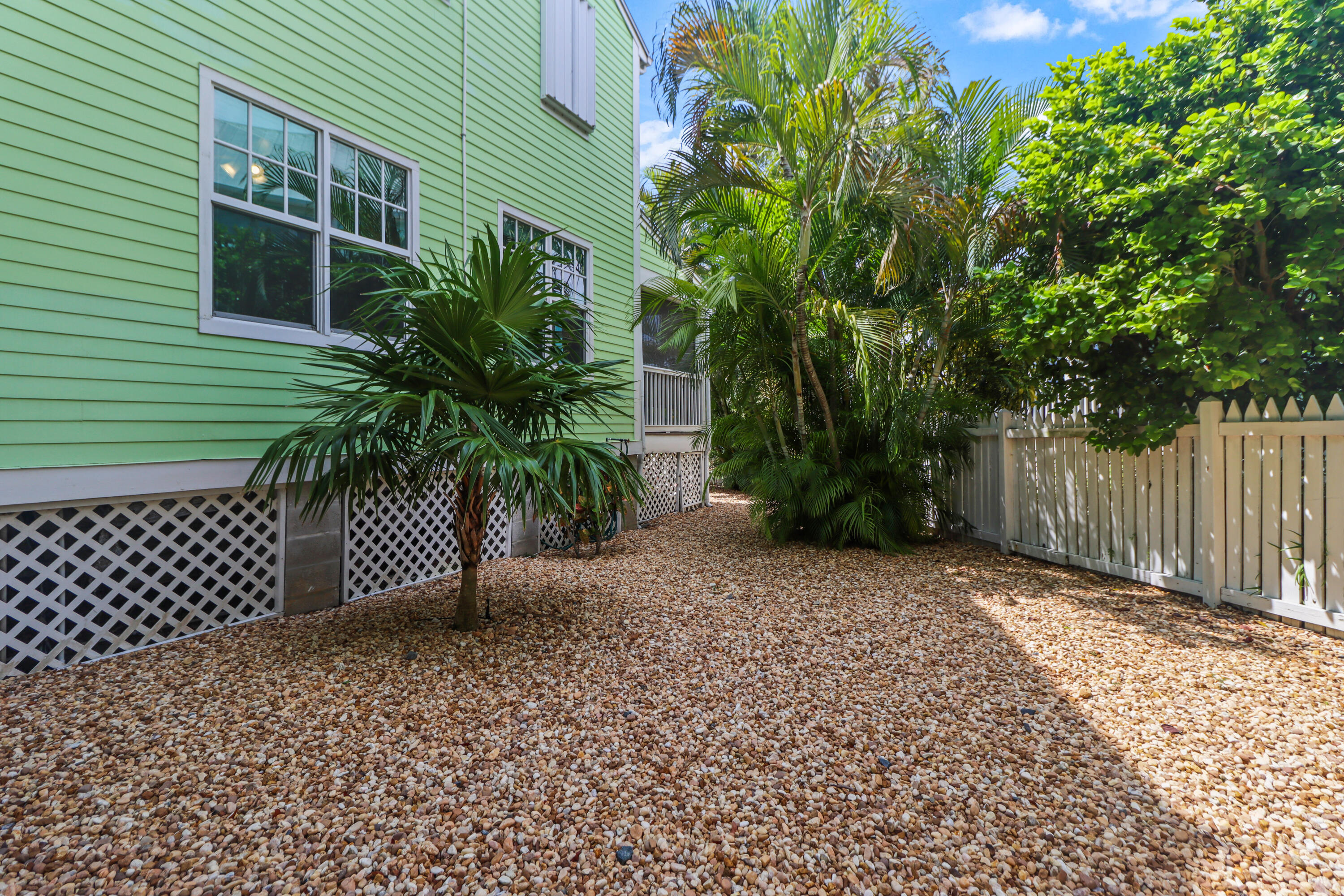 14 Kingfisher Lane