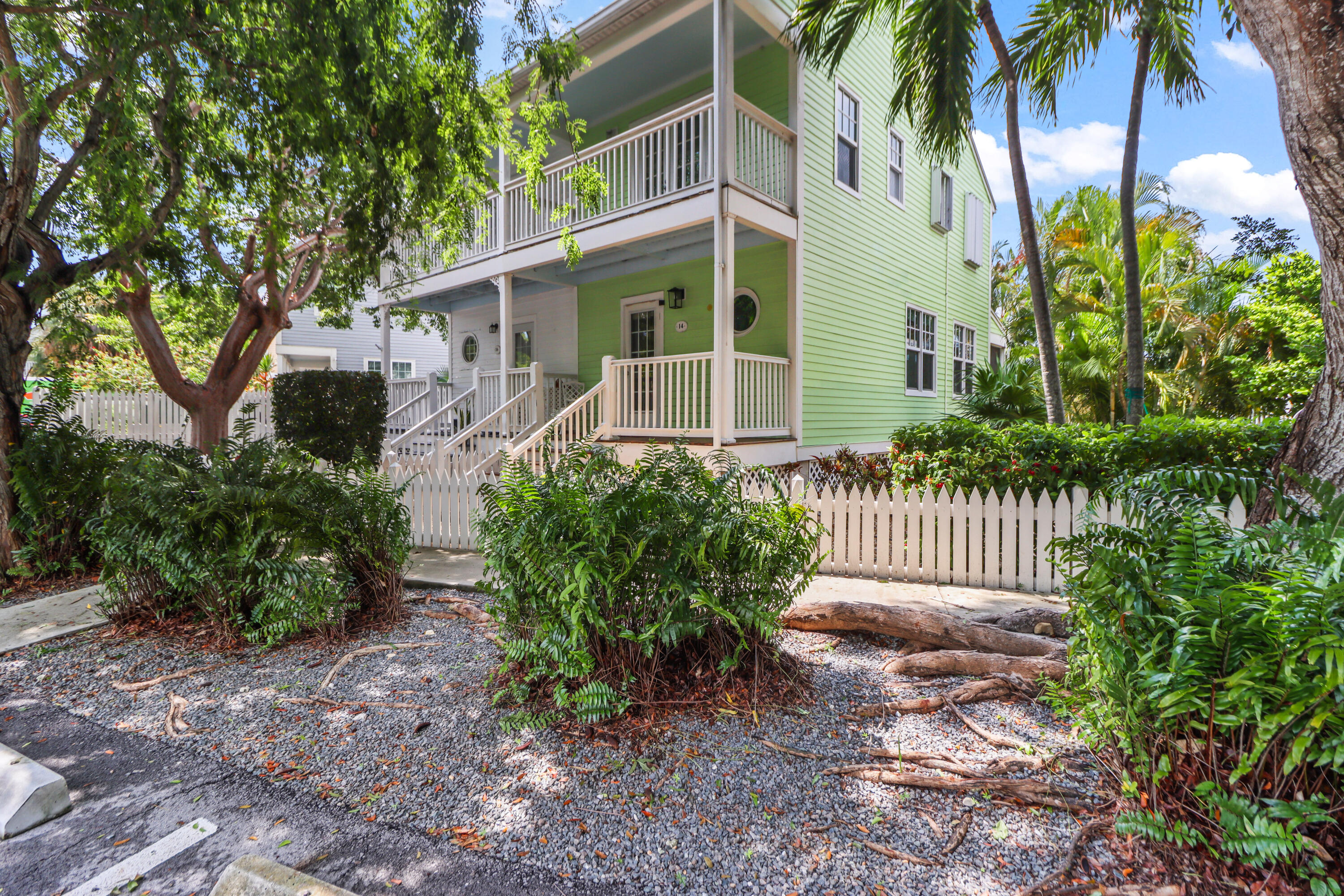 14 Kingfisher Lane