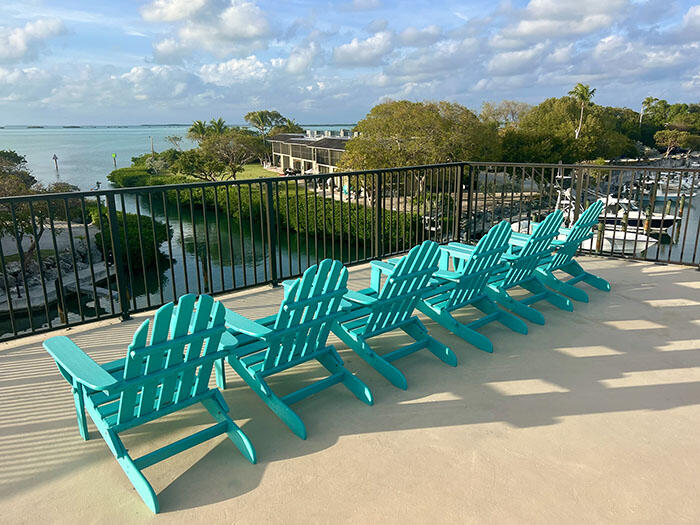 96000 Overseas Highway J5 + 33' boat slip