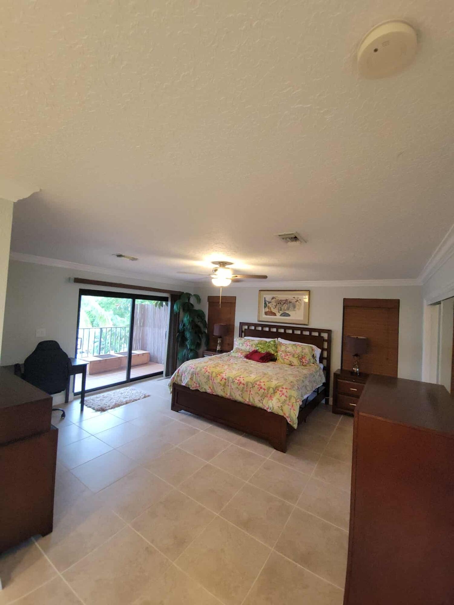 1220 Mockingbird Road B
