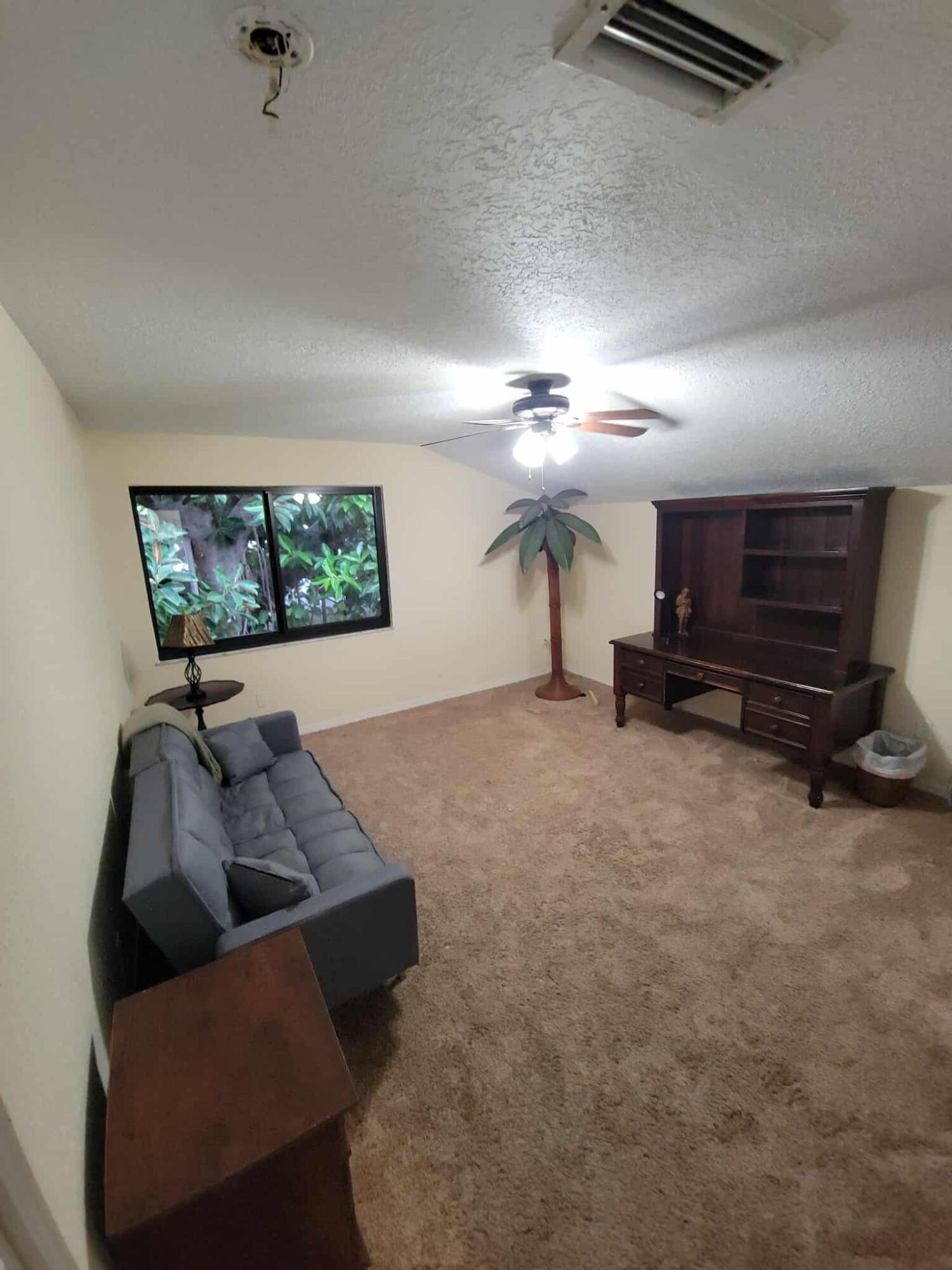 1220 Mockingbird Road B