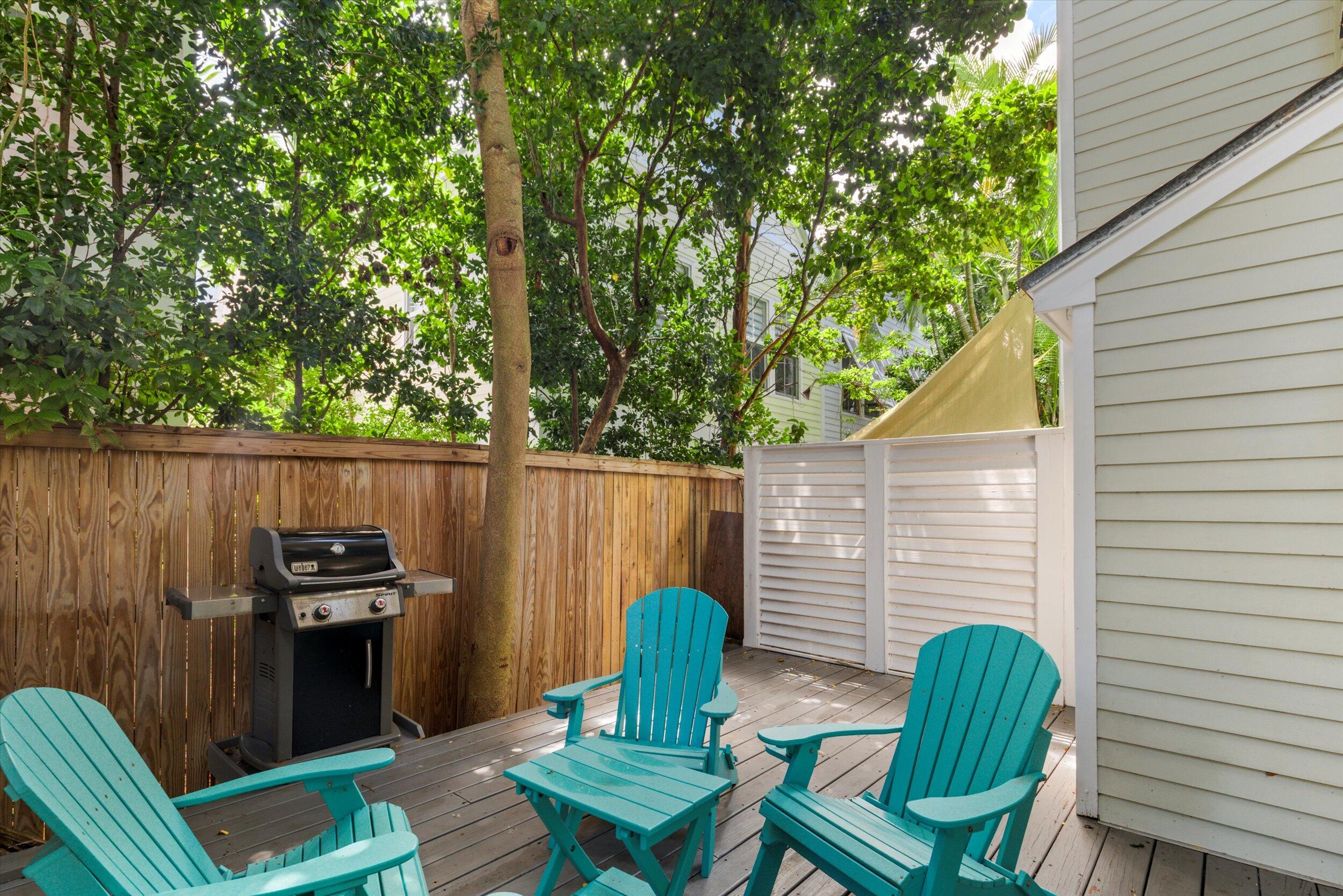 606 Truman Avenue 7