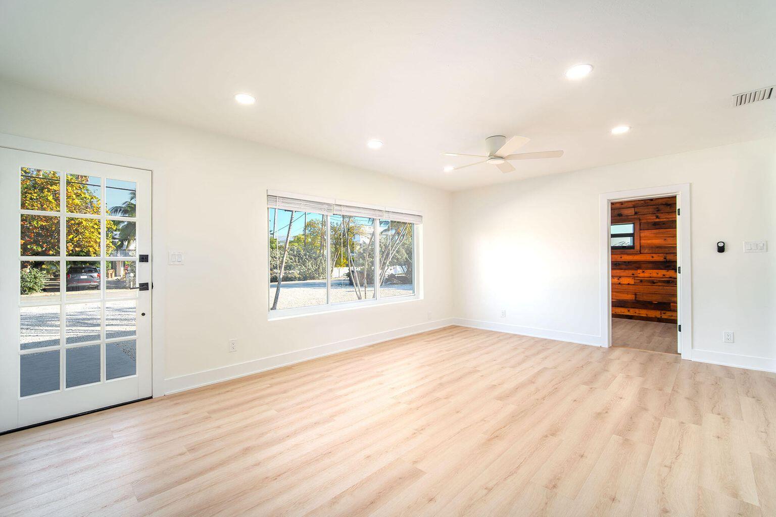34 Bay Drive