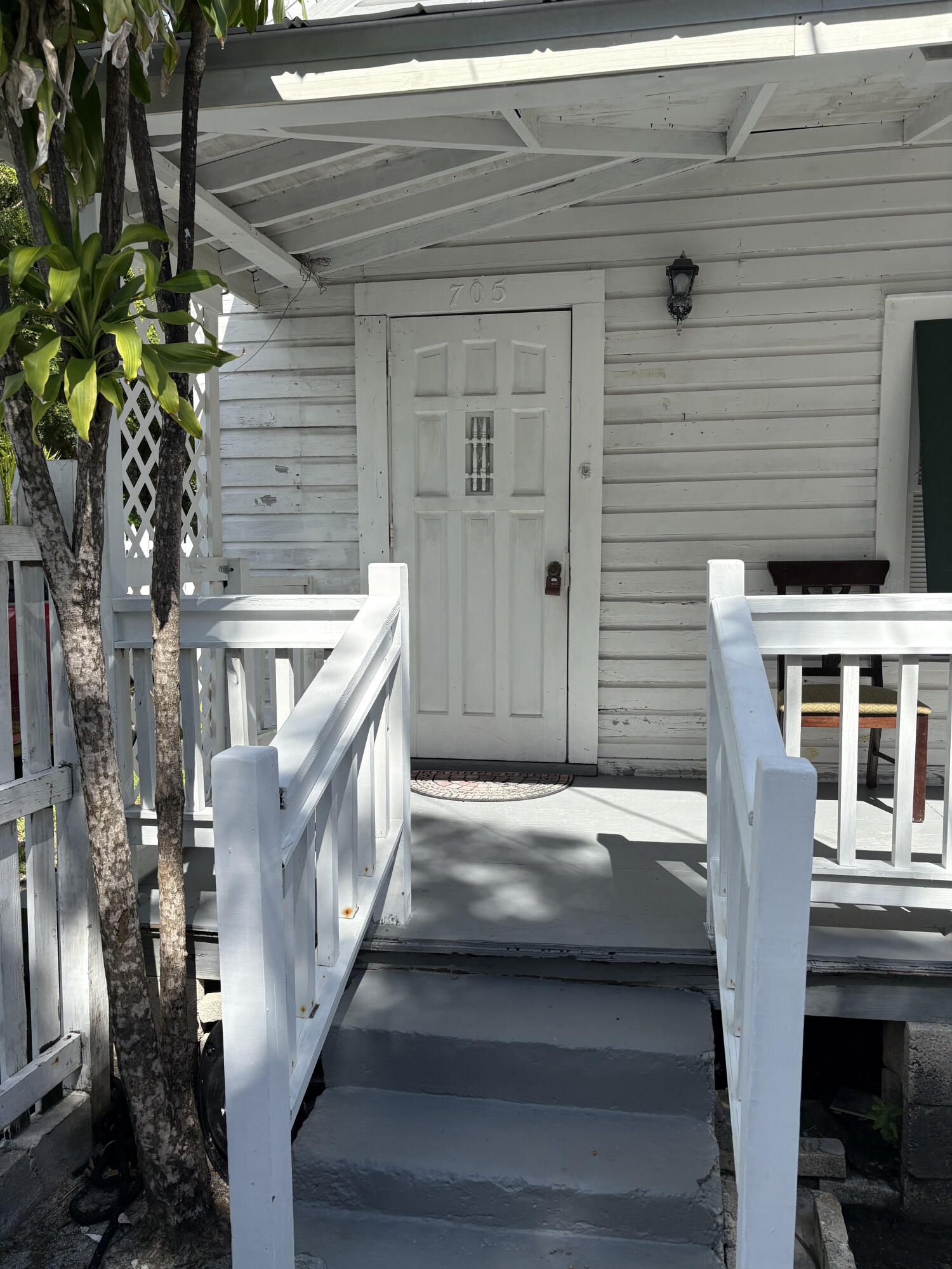 705 Chapman Lane