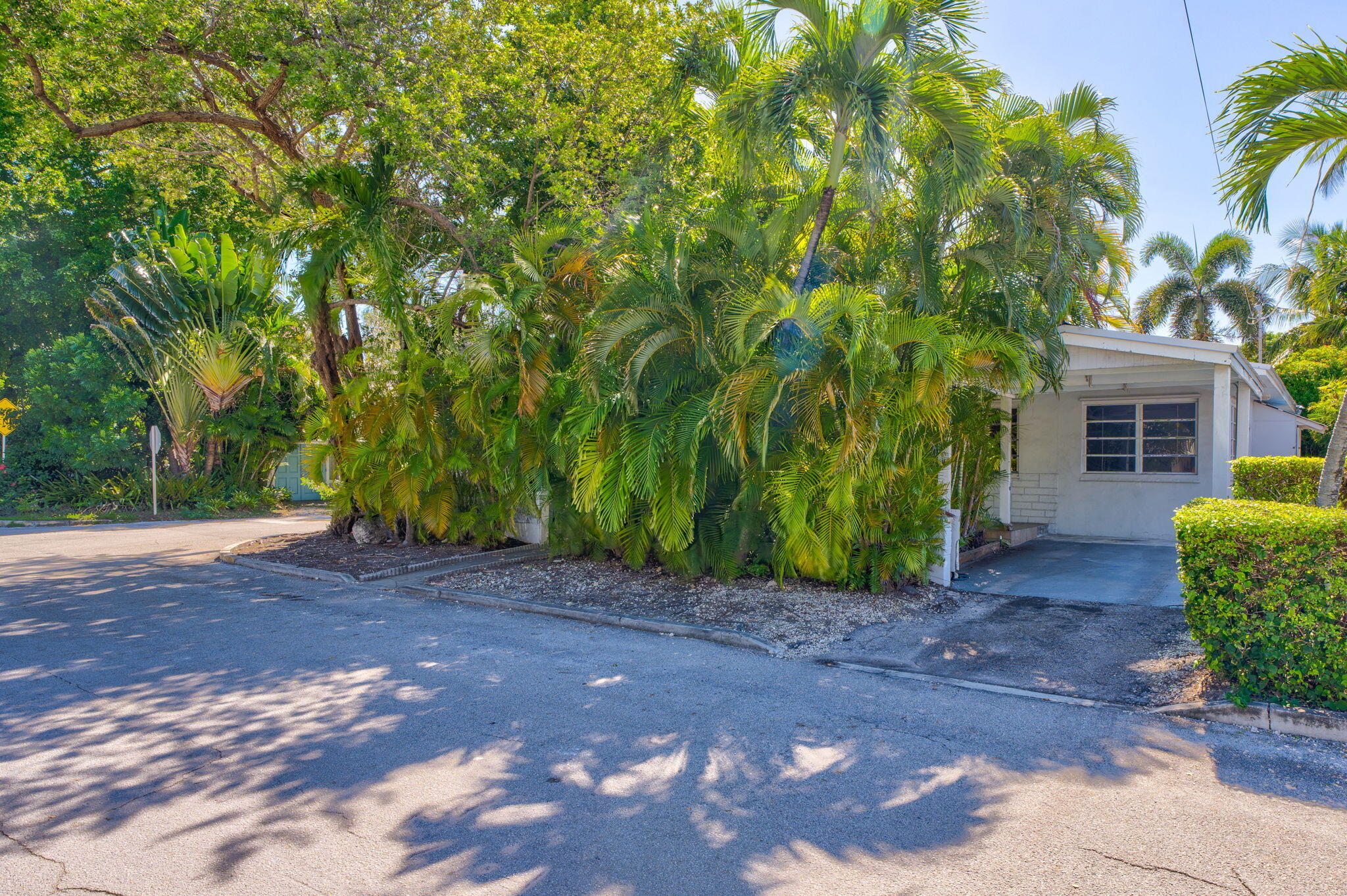2524 Patterson Avenue