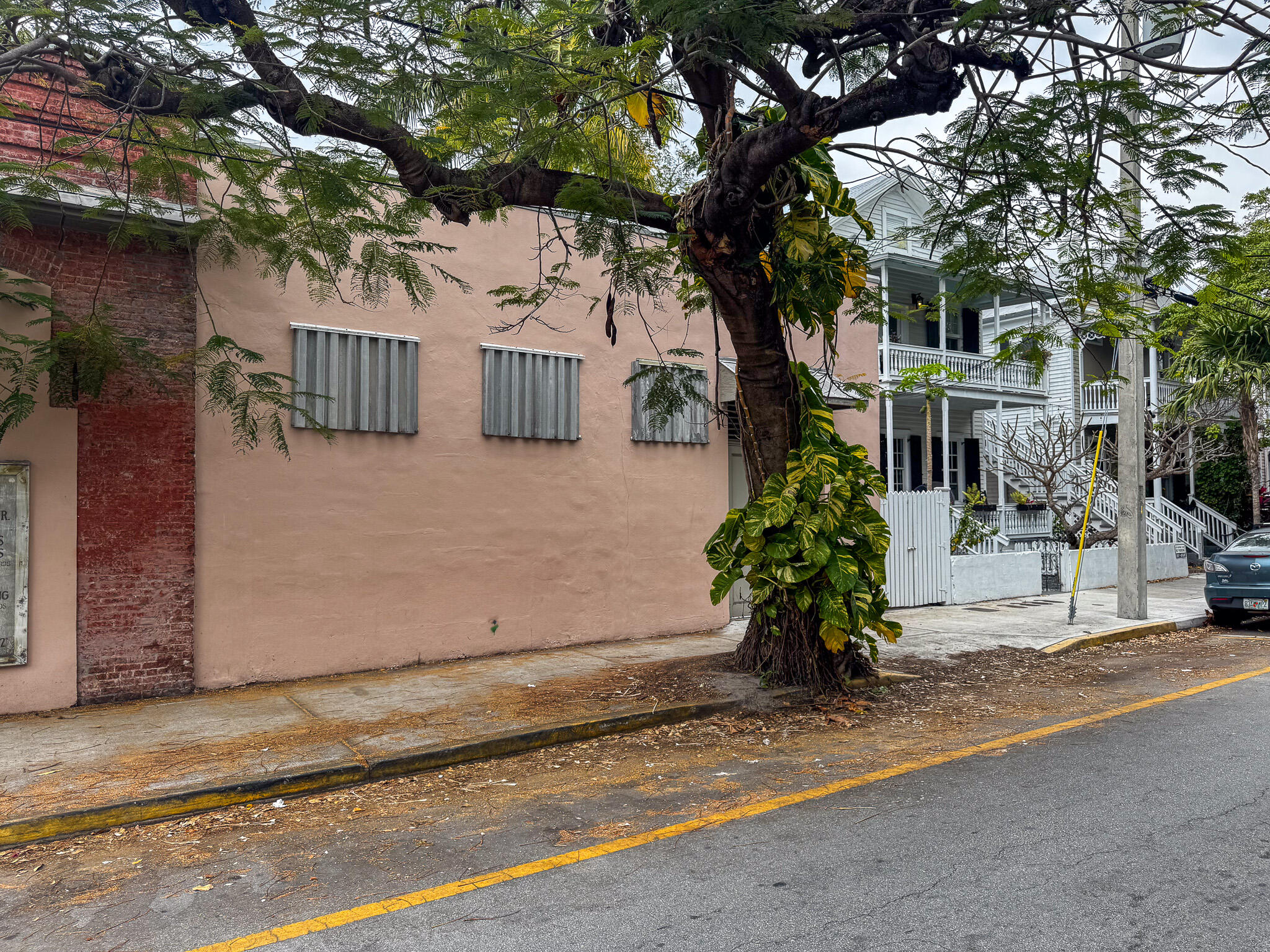 607 Fleming Street