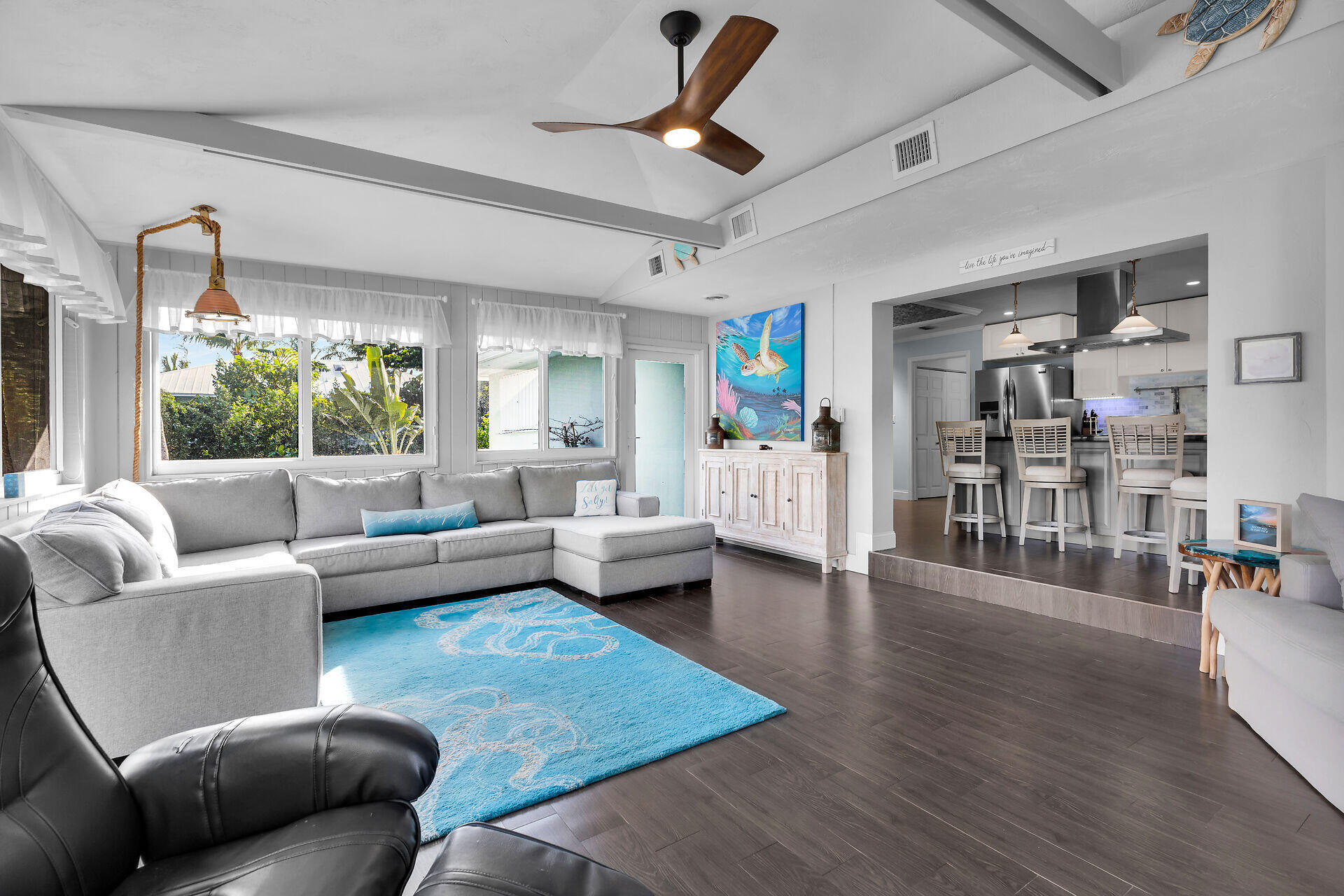 375 S Coconut Palm Boulevard