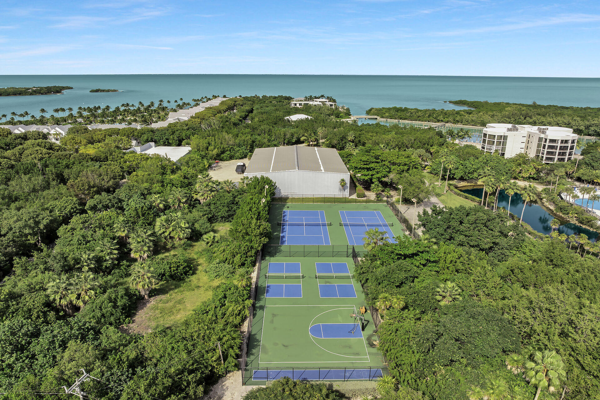 6101 Gulf Of Mexico Boulevard 101