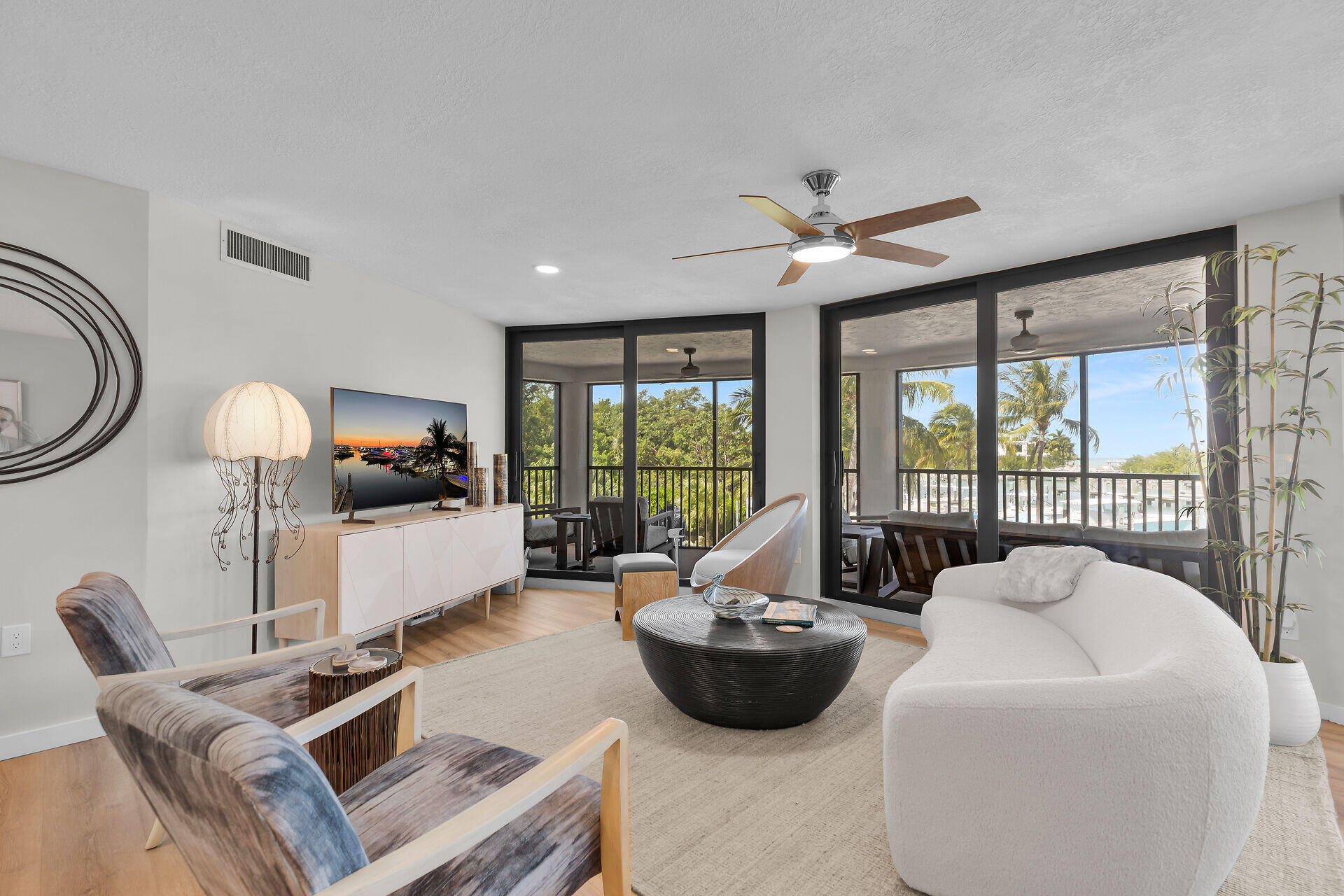 6101 Gulf Of Mexico Boulevard 101