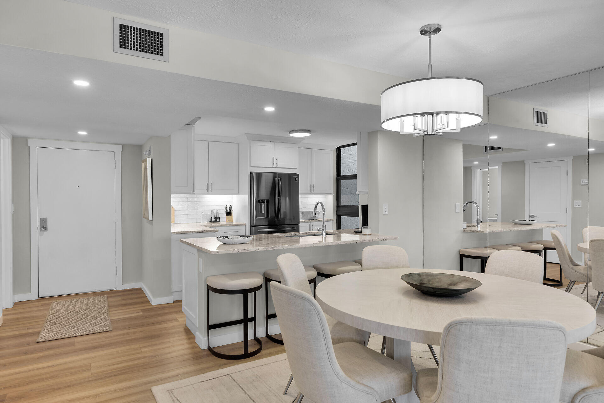 6101 Gulf Of Mexico Boulevard 101