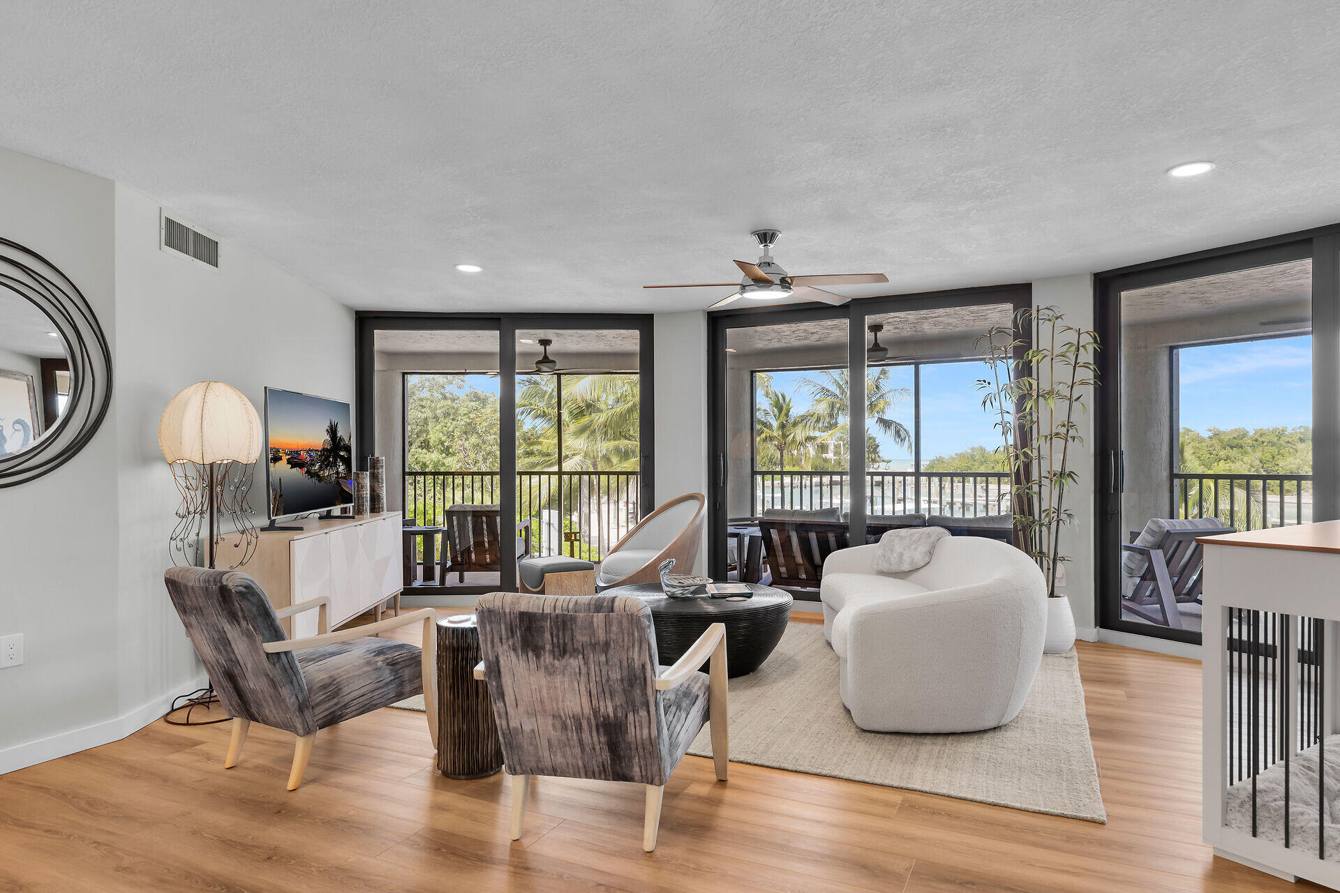 6101 Gulf Of Mexico Boulevard 101