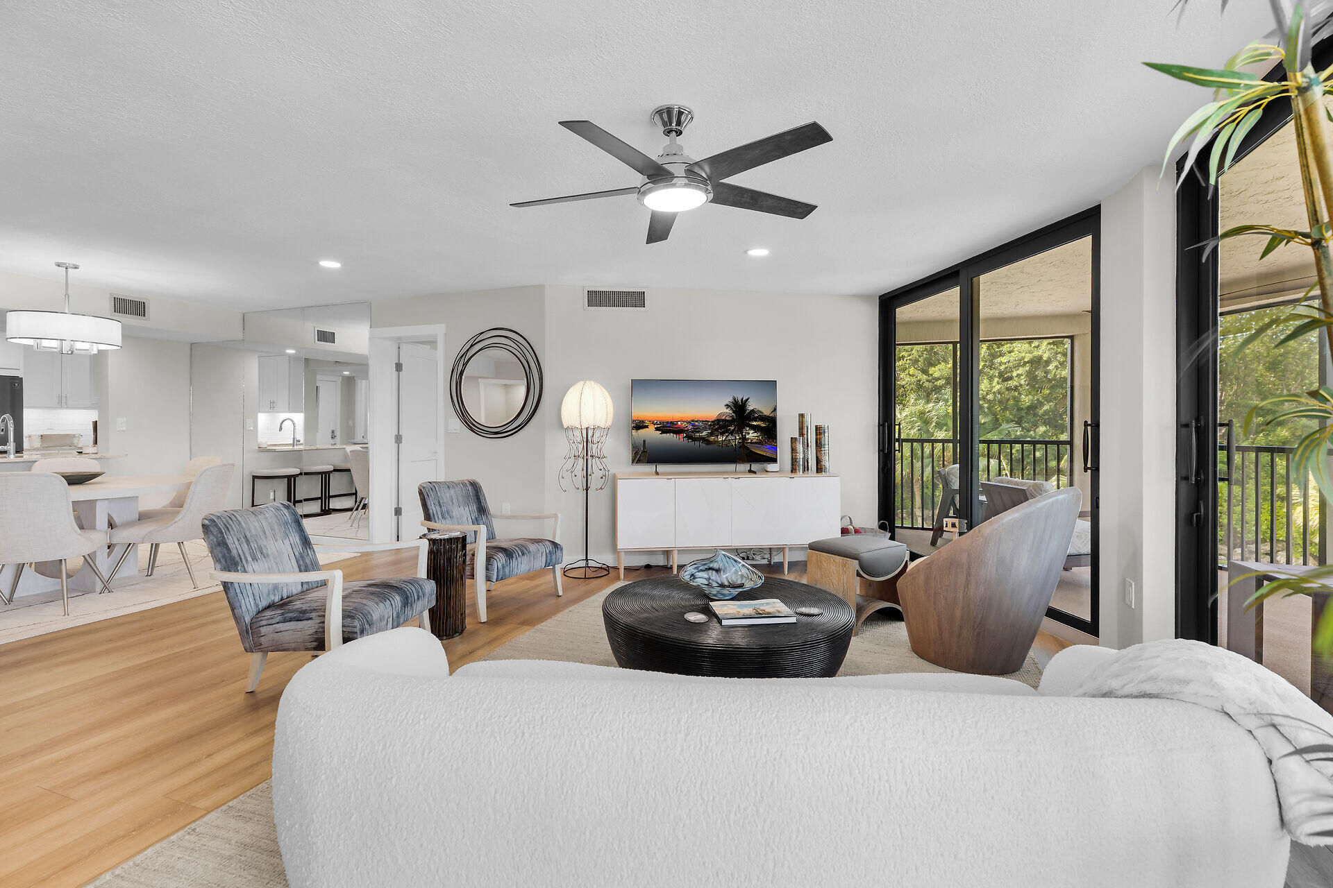 6101 Gulf Of Mexico Boulevard 101