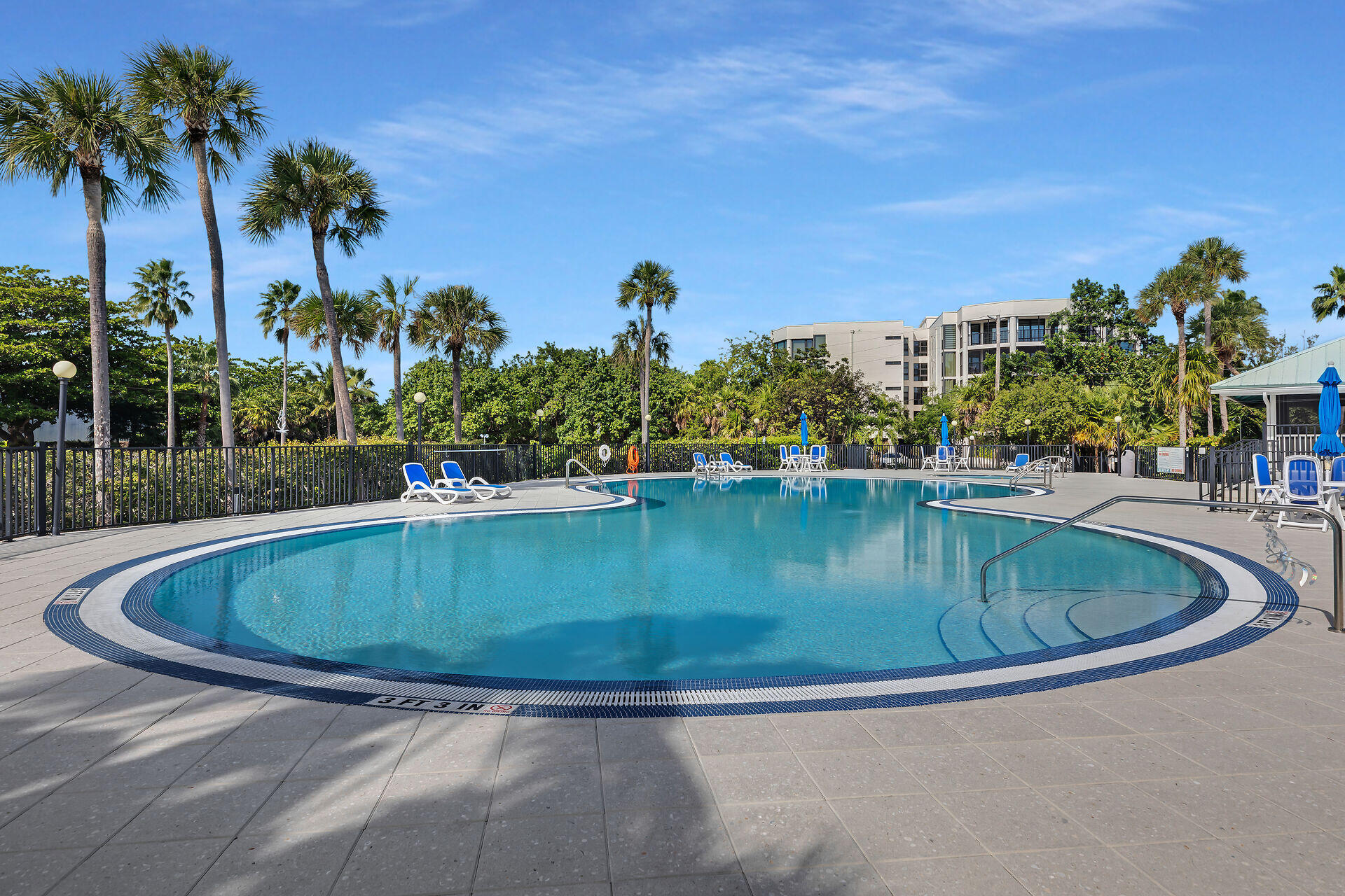 6101 Gulf Of Mexico Boulevard 101