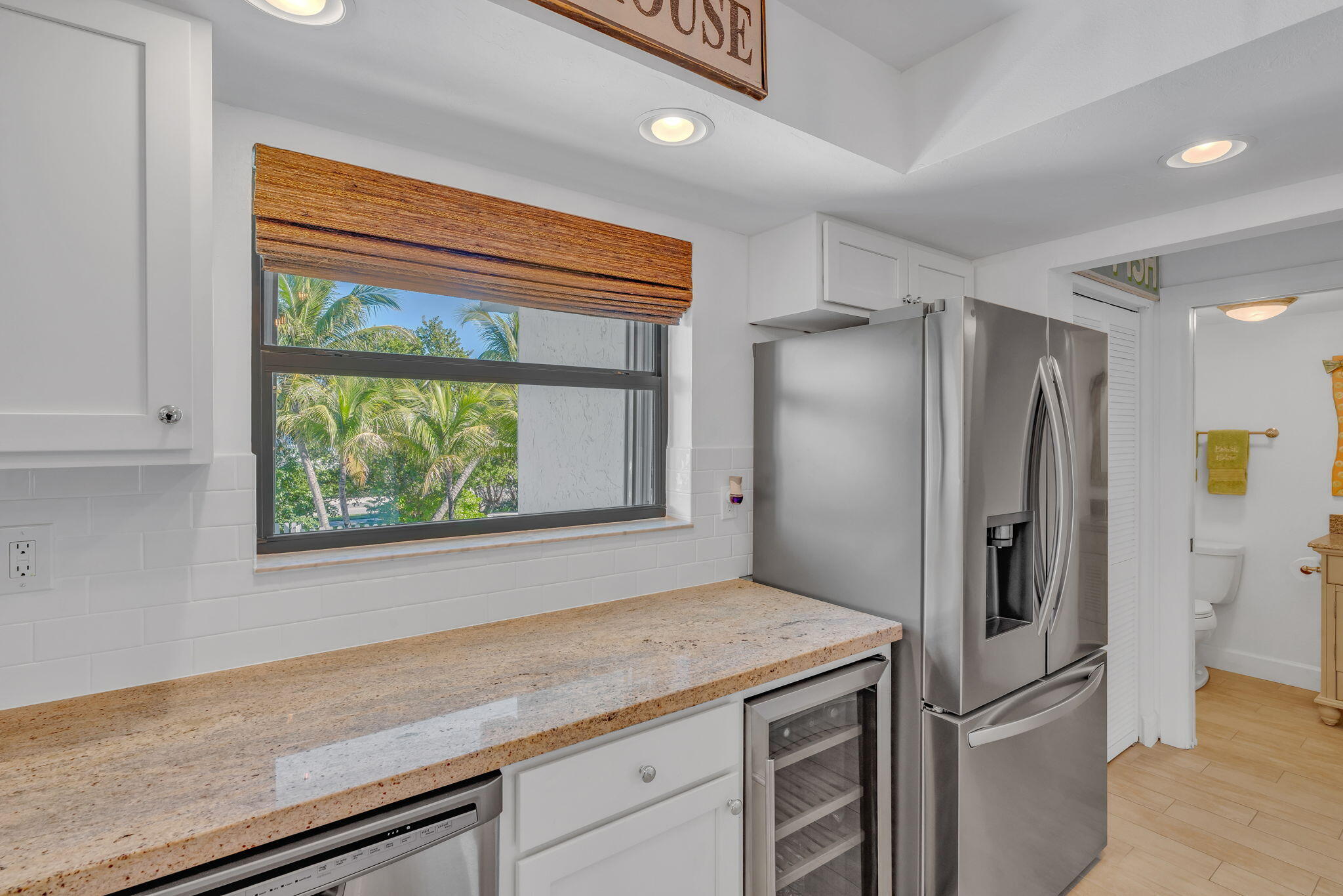 601 W Ocean Drive 407C