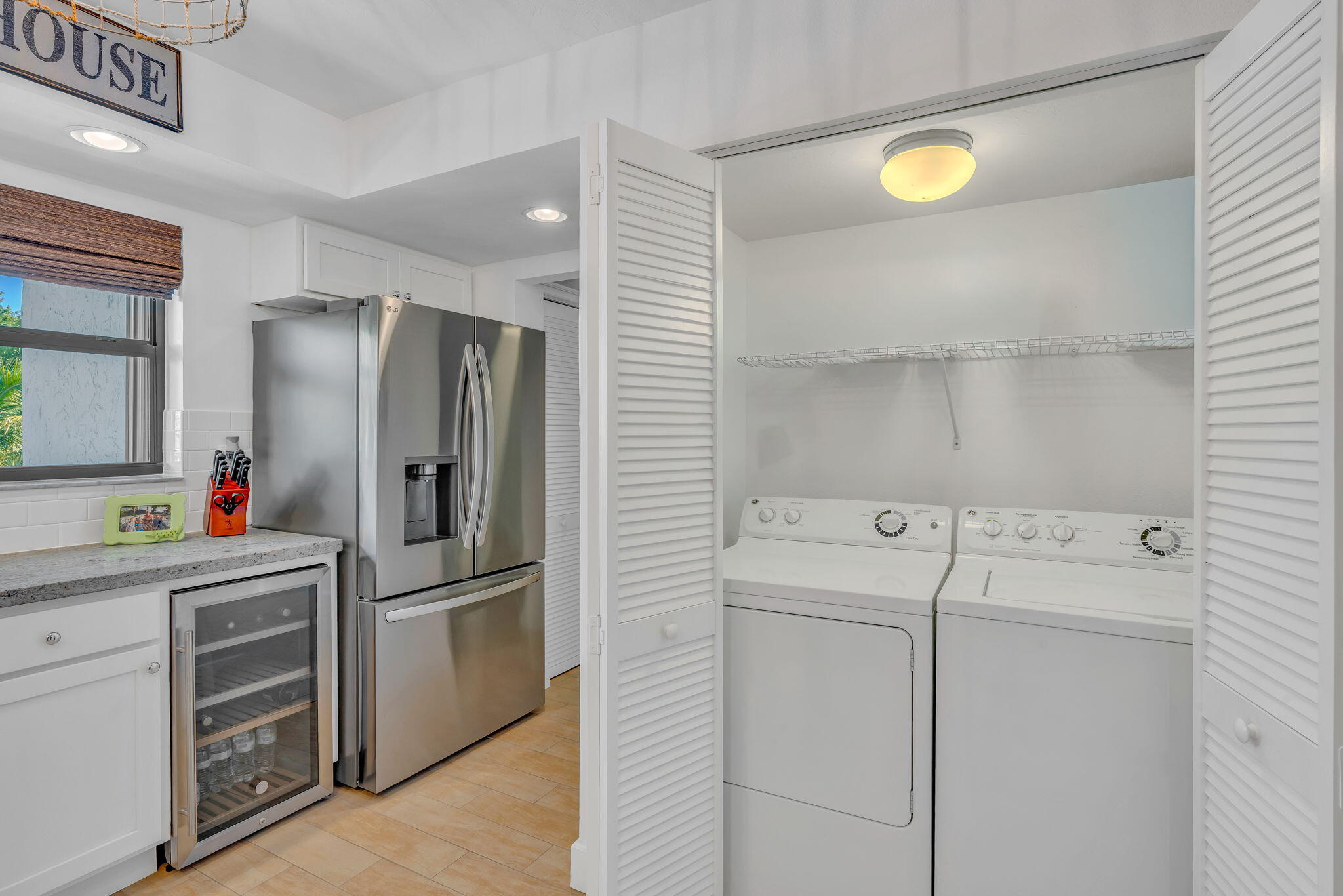 601 W Ocean Drive 407C