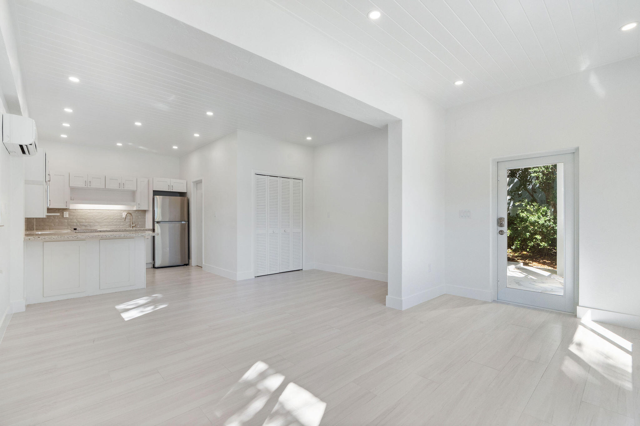 201 Harbor Drive