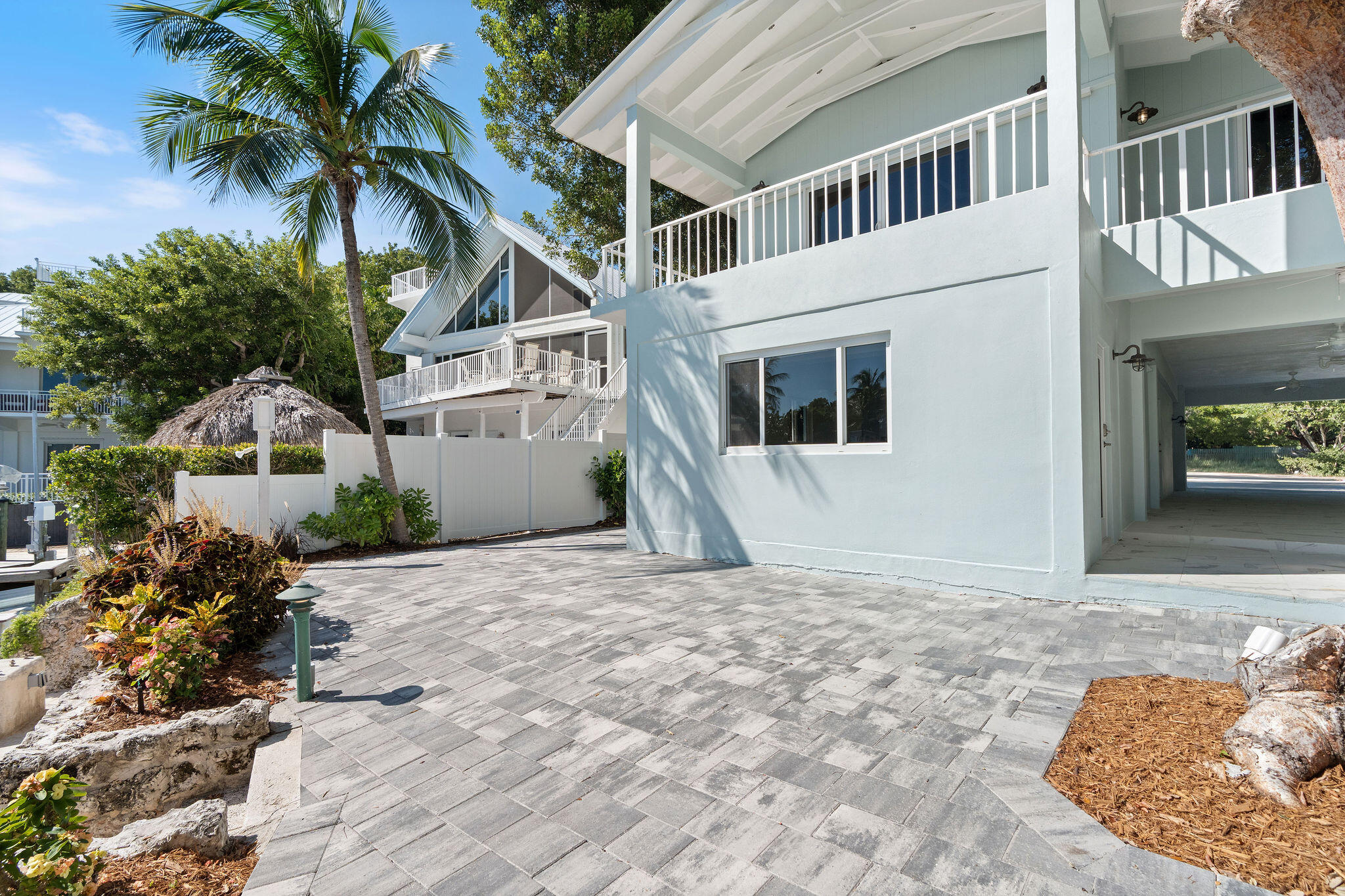 201 Harbor Drive