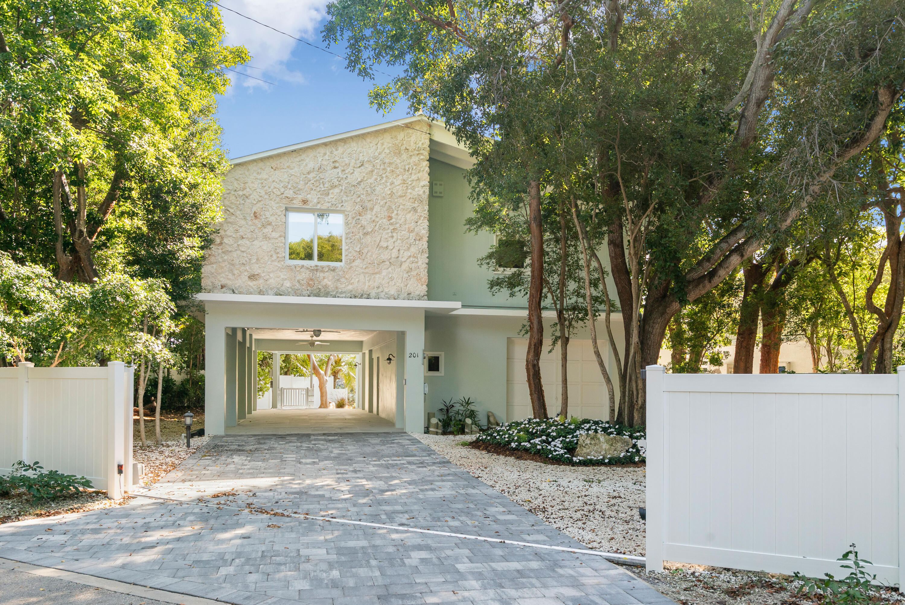 201 Harbor Drive