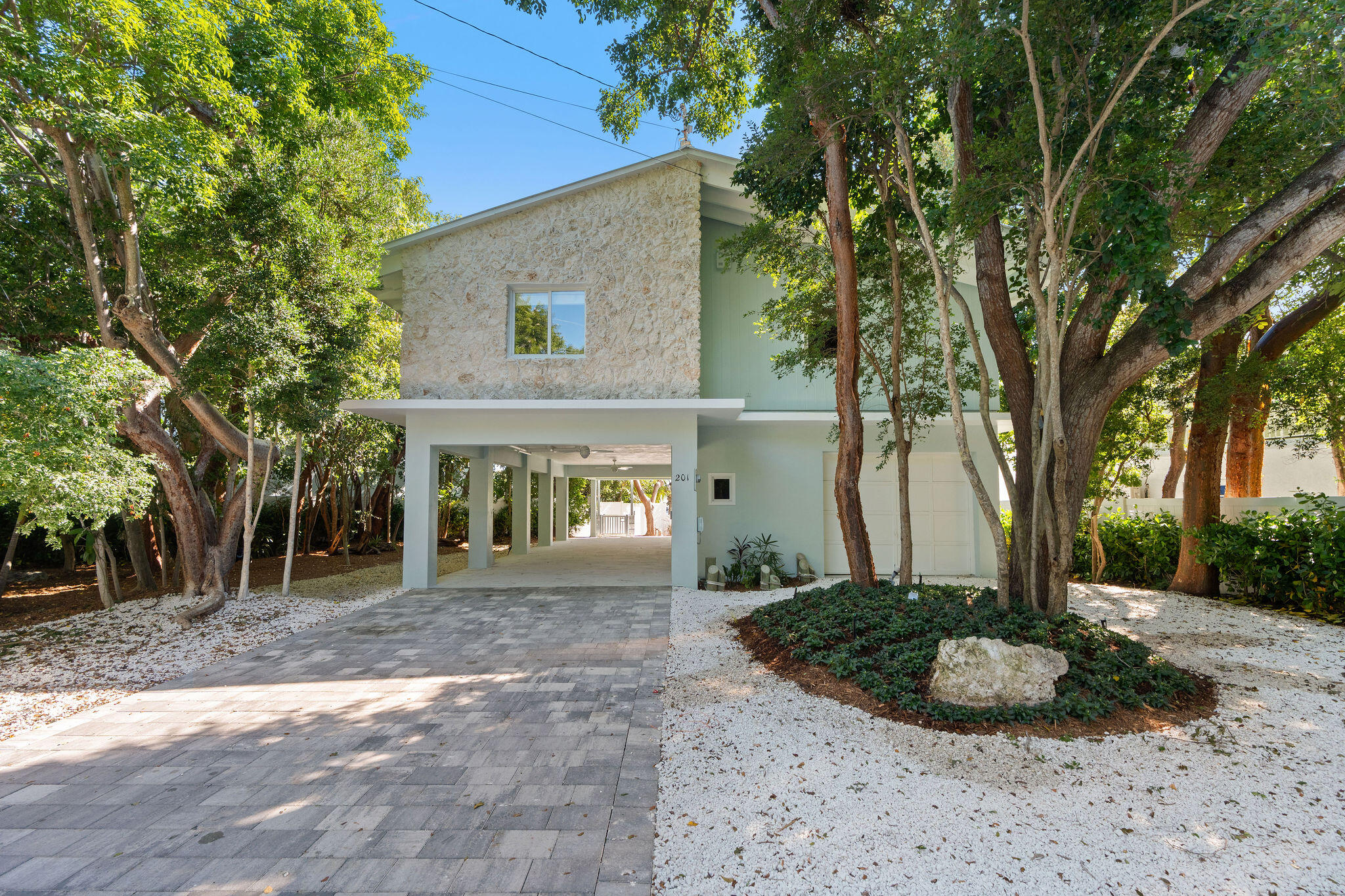 201 Harbor Drive