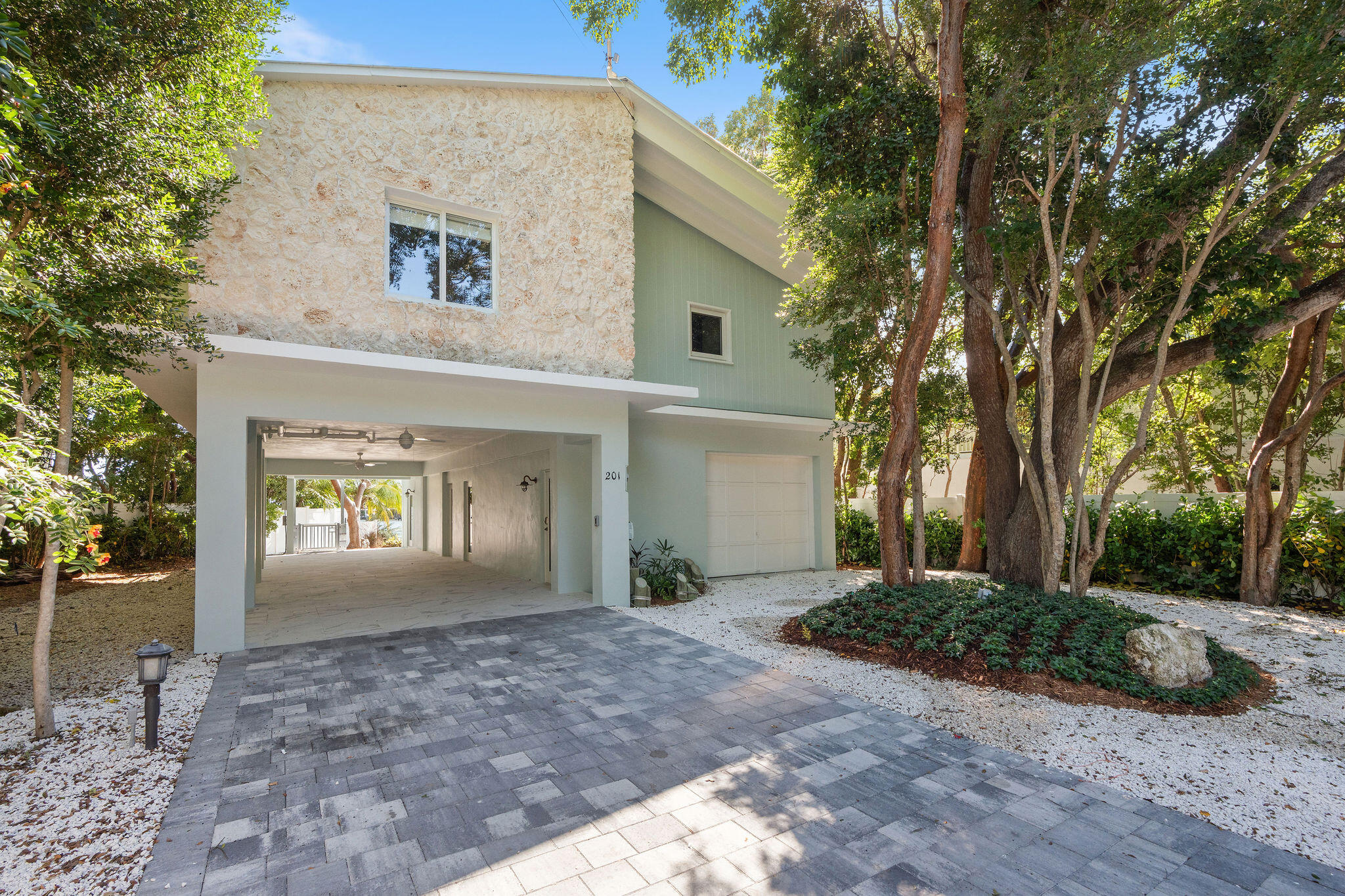 201 Harbor Drive