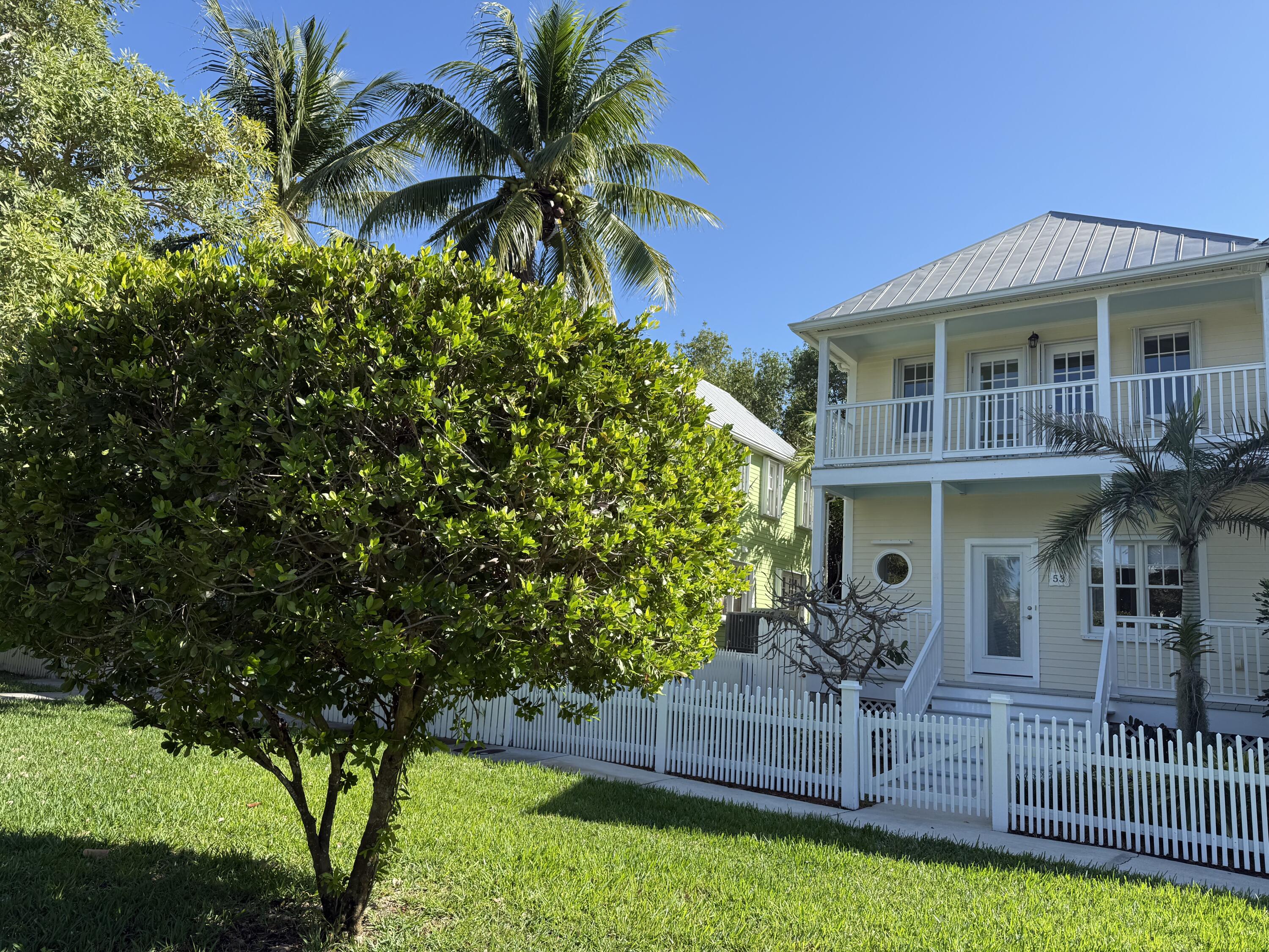 53 Spoonbill Way