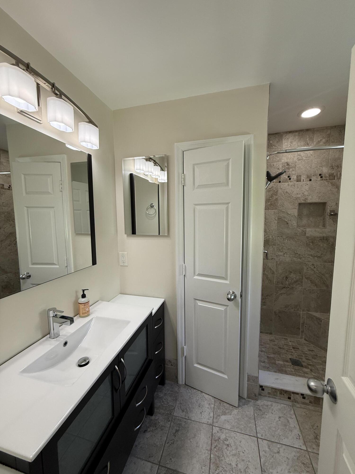 53 Spoonbill Way