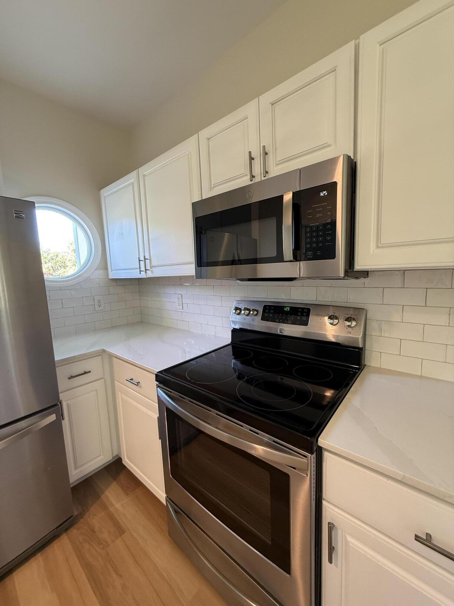 53 Spoonbill Way