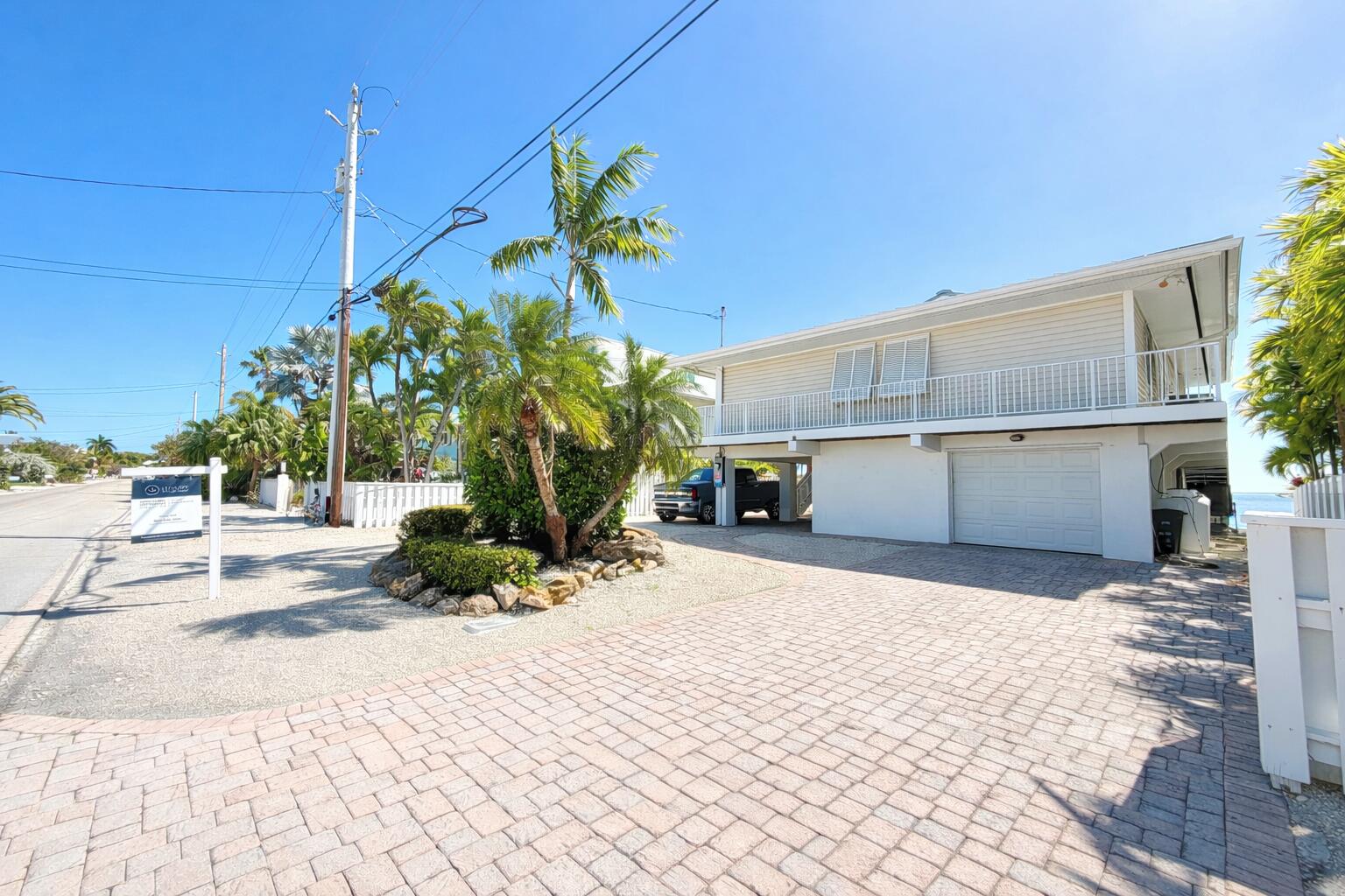 556 E Caribbean Drive