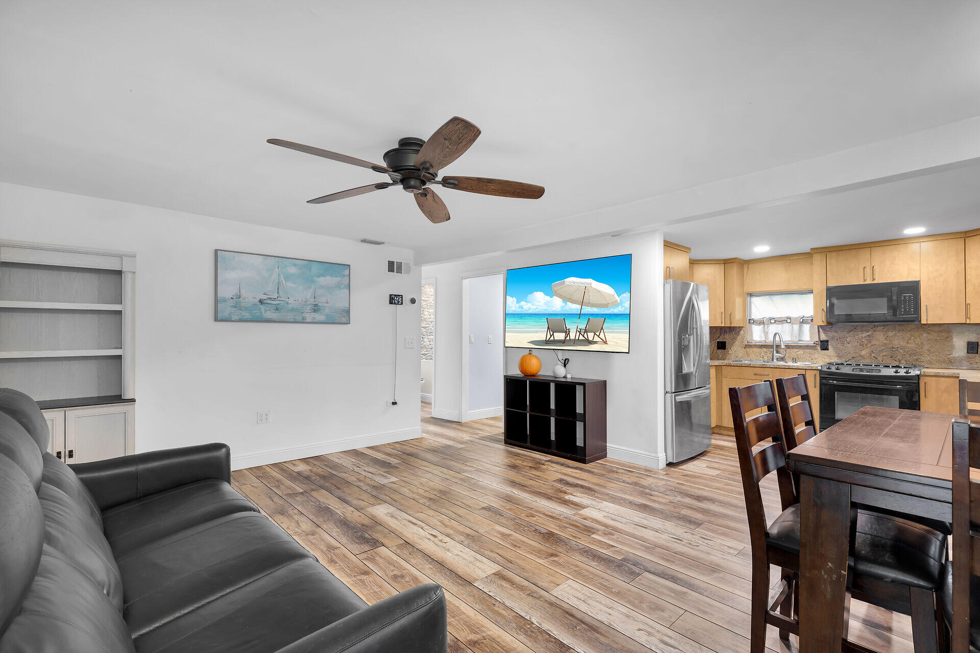 7 Avenue D