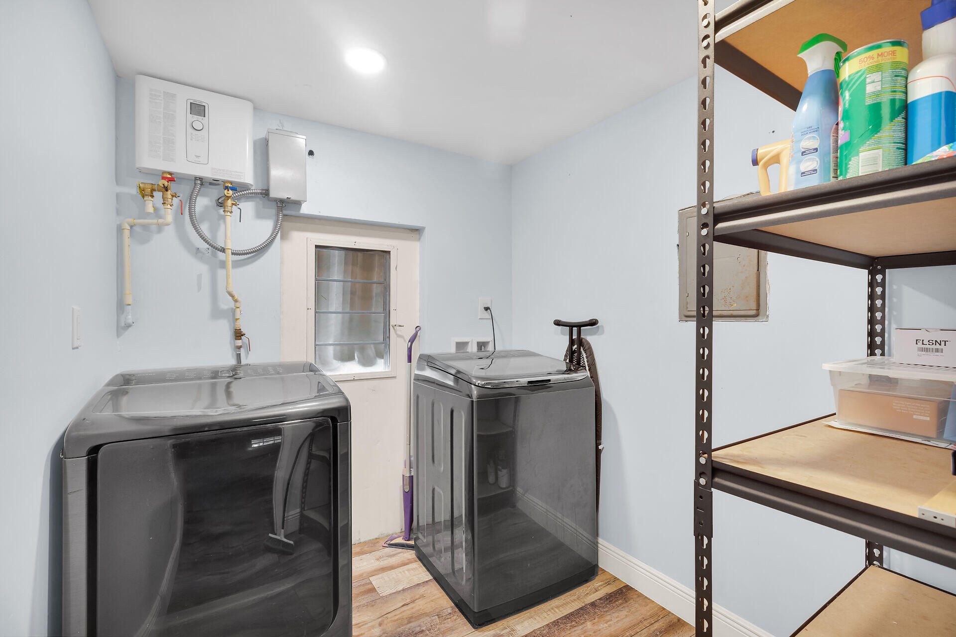 7 Avenue D