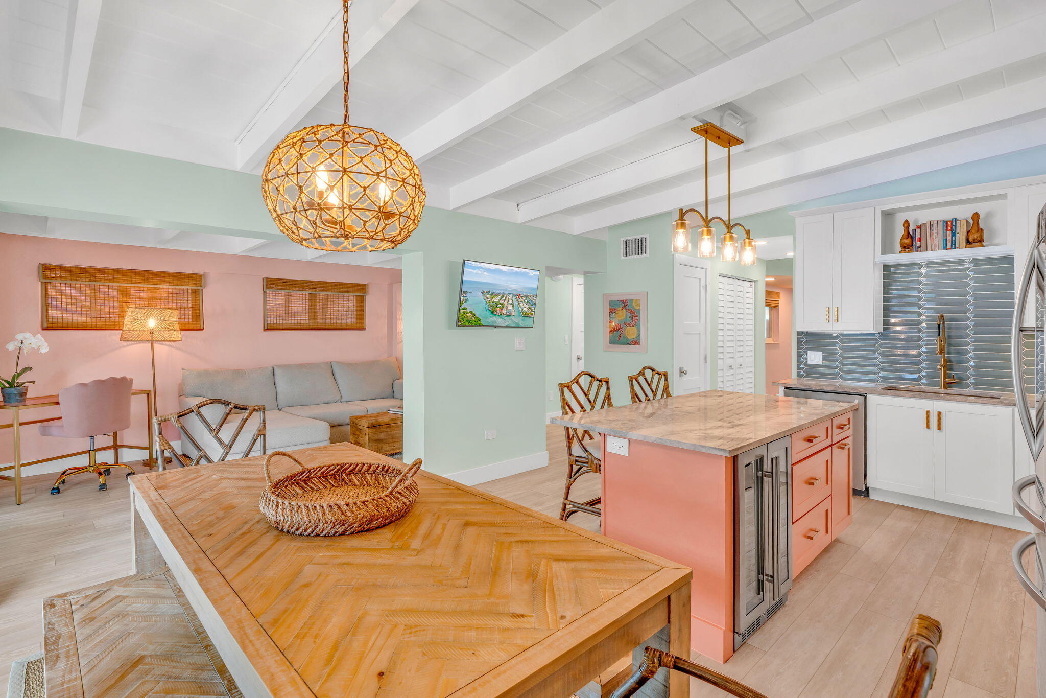 290 4th Street