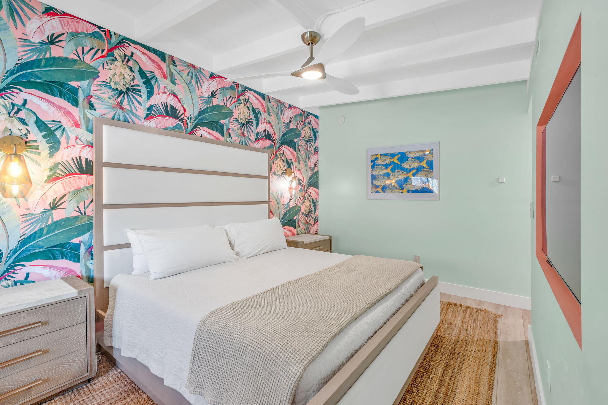 290 4th Street