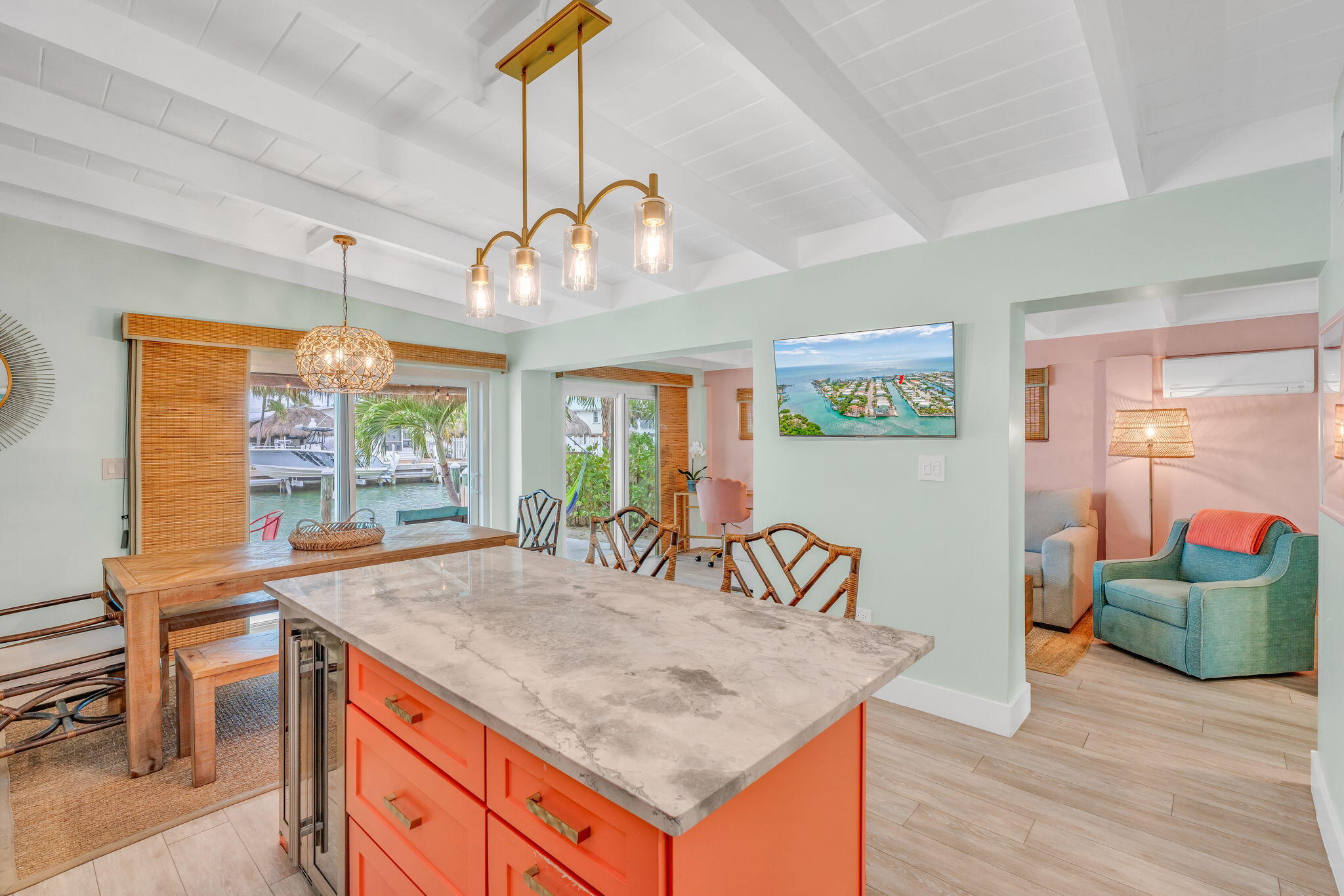 290 4th Street