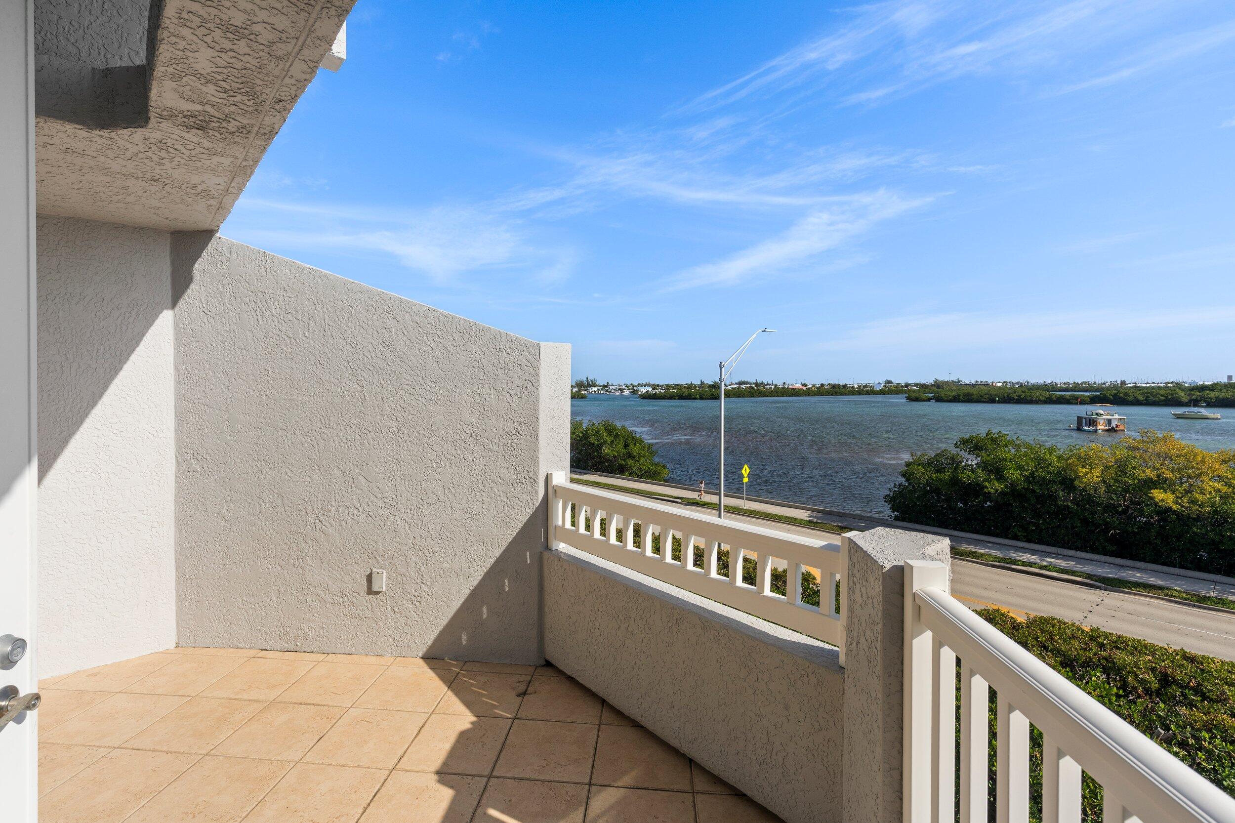 43 Seaside South Court
