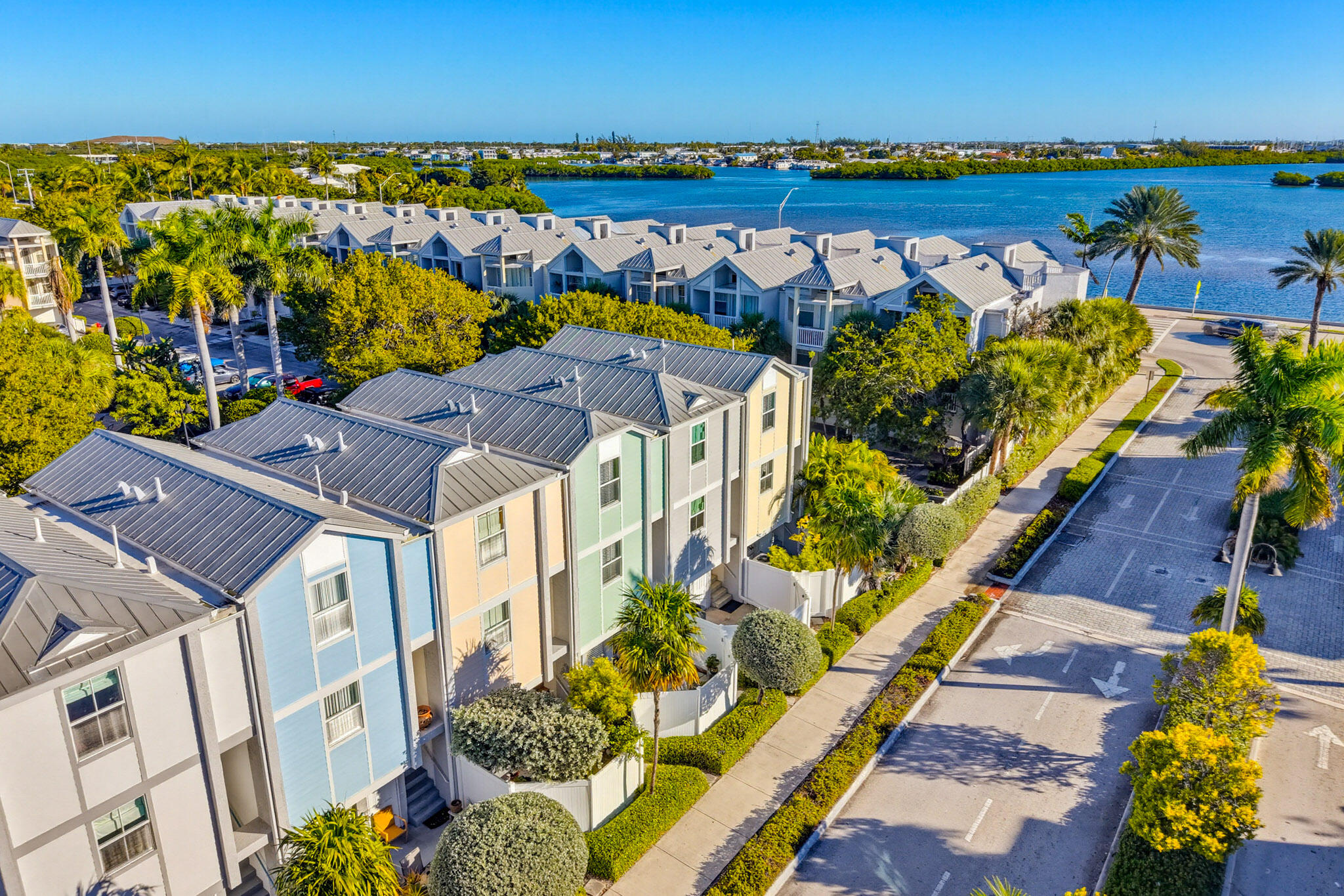 63 Seaside North Court