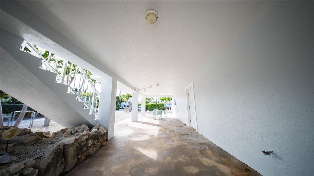 203 Bessie Road