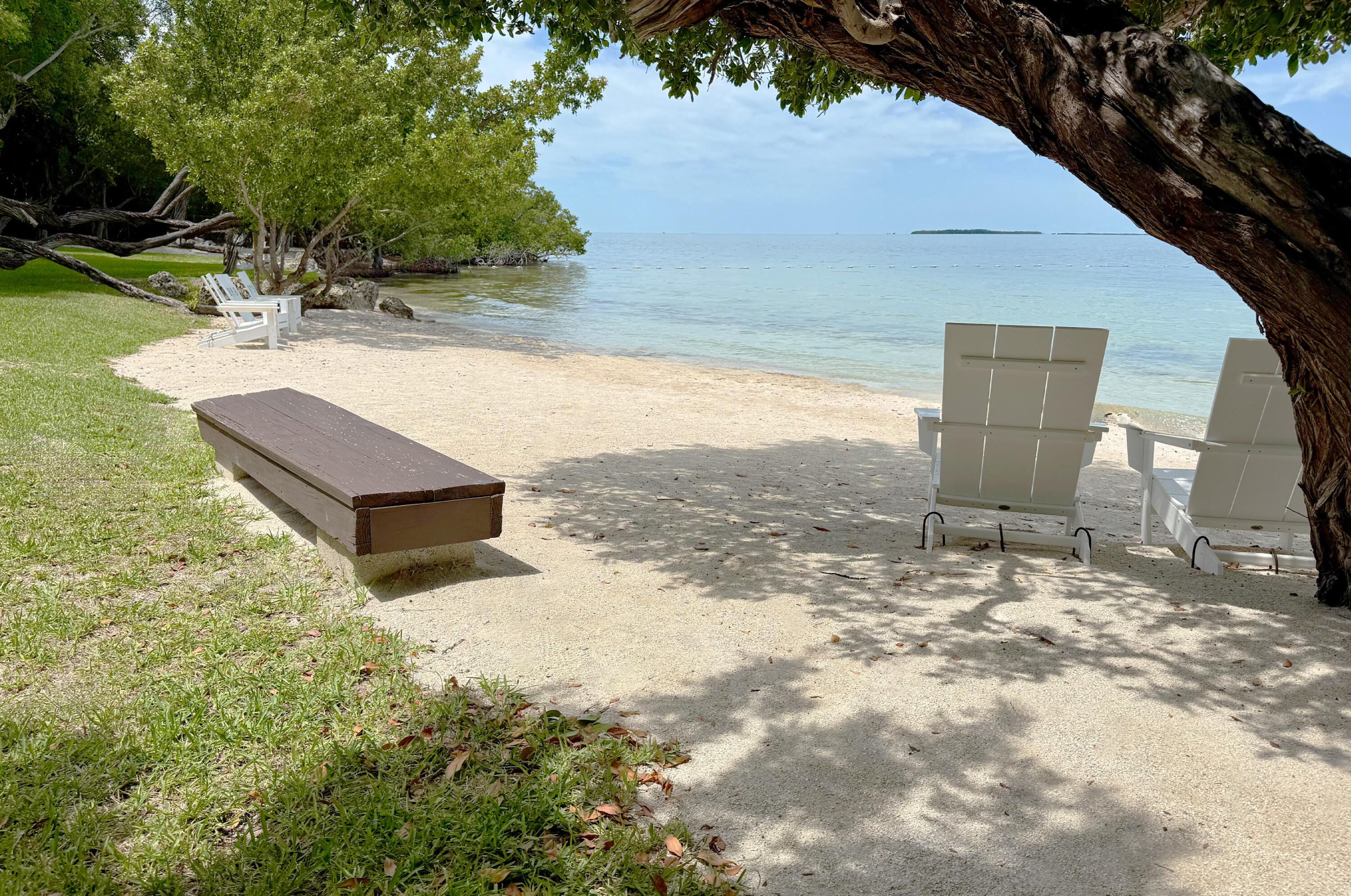 96000 Overseas Highway P1 + 32' Boat Slip