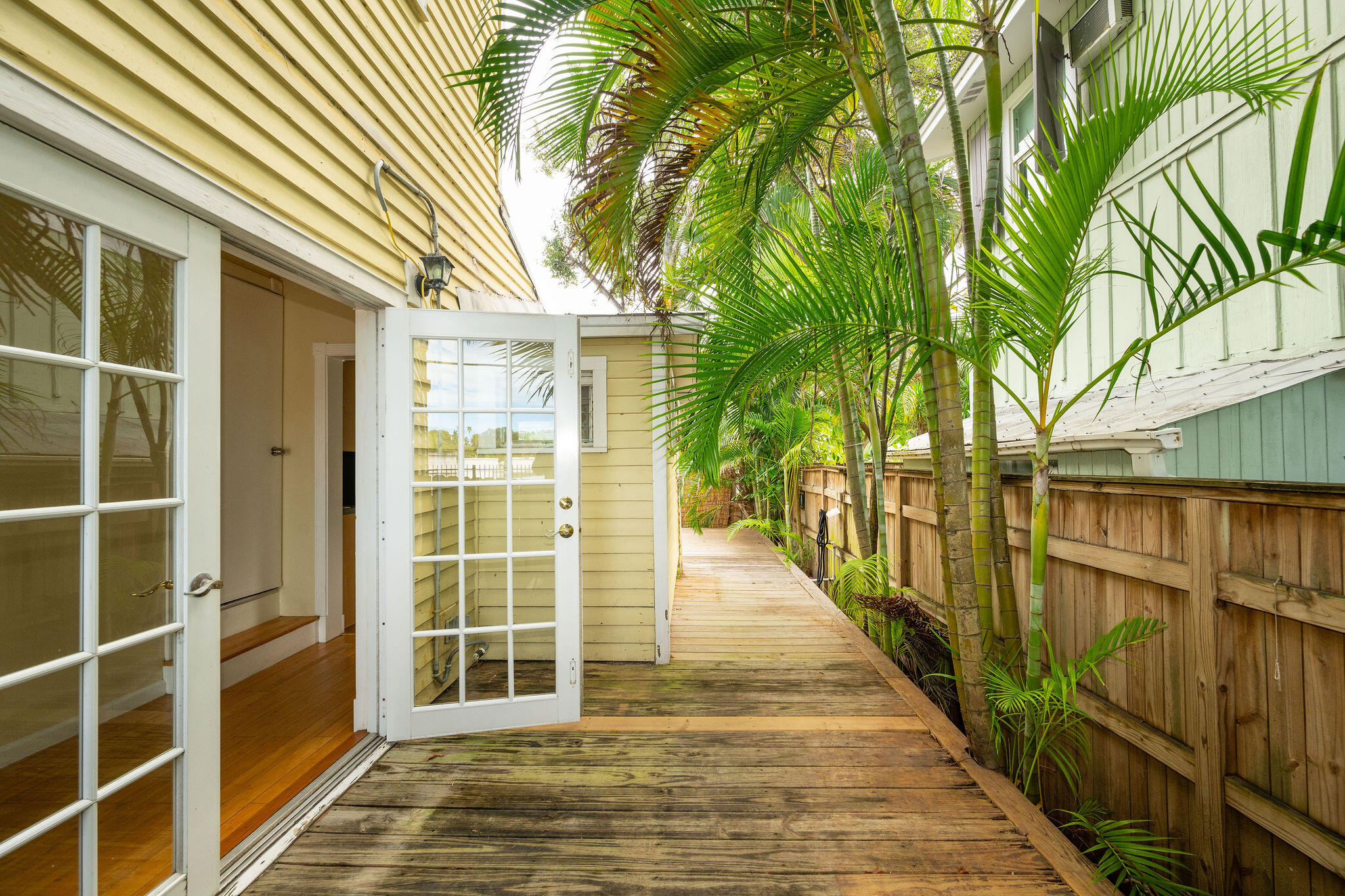 844 Olivia Street