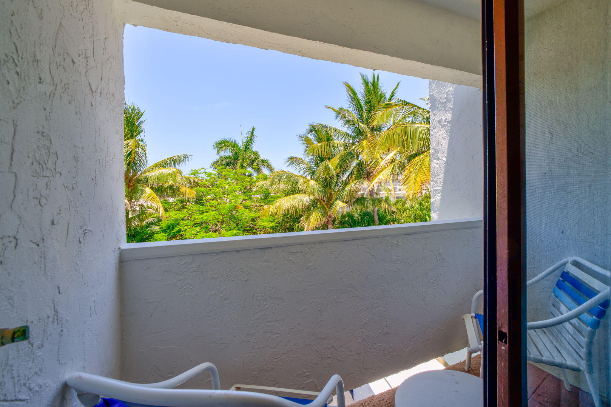 601 W Ocean Drive 414D