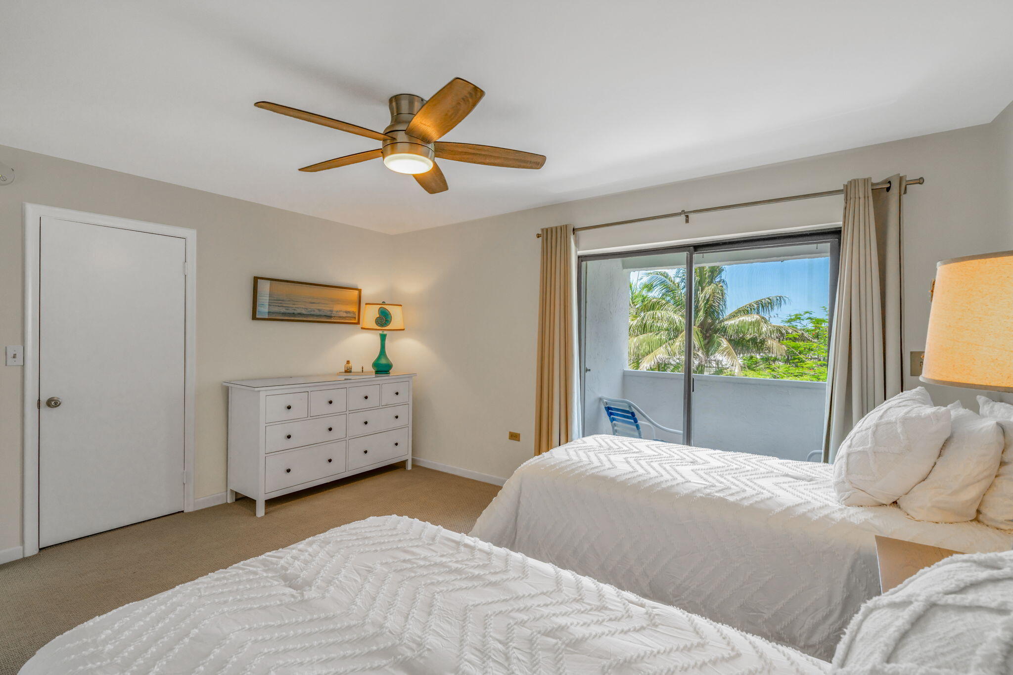 601 W Ocean Drive 414D