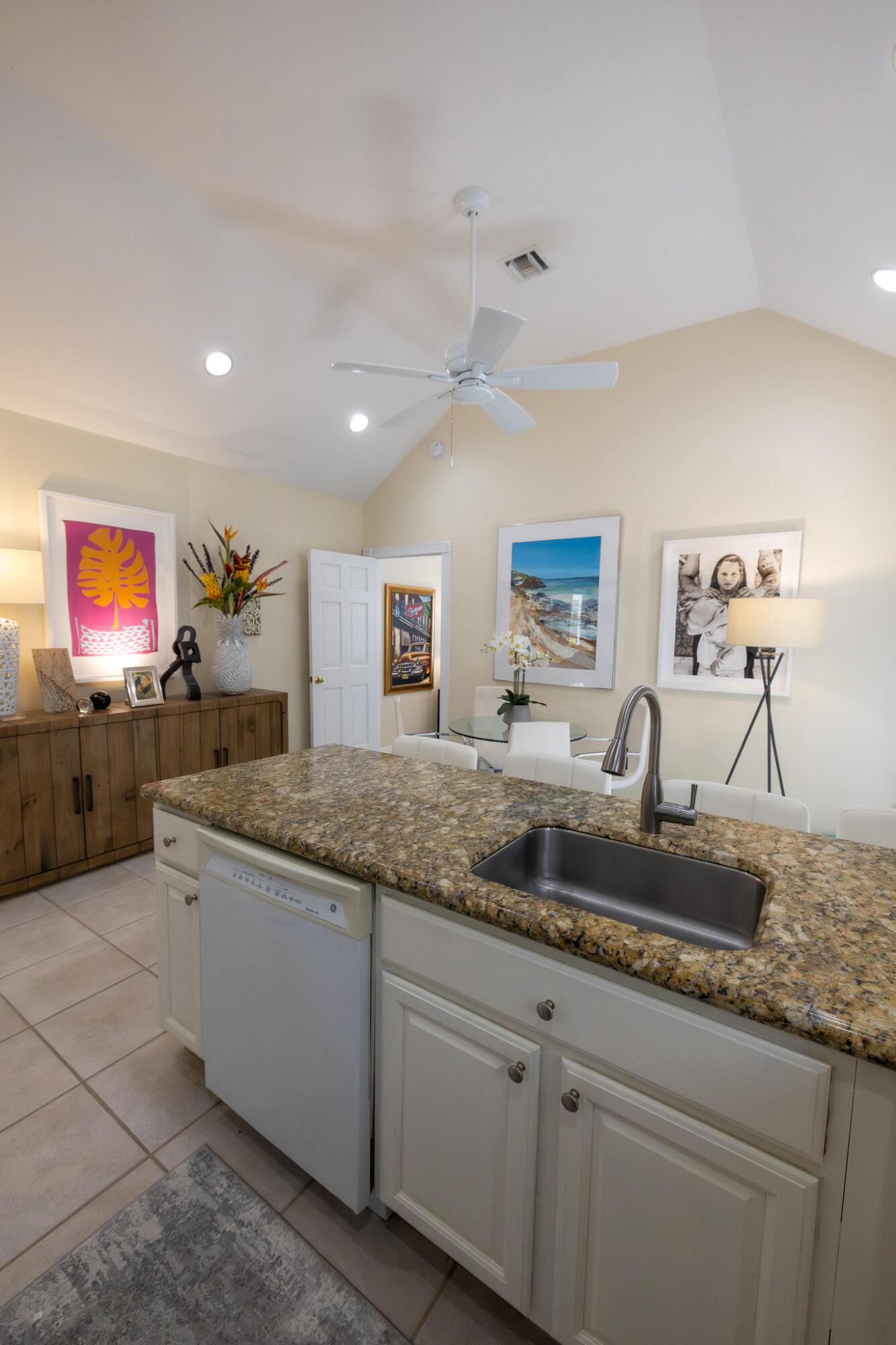 1012 Packer Street 7A
