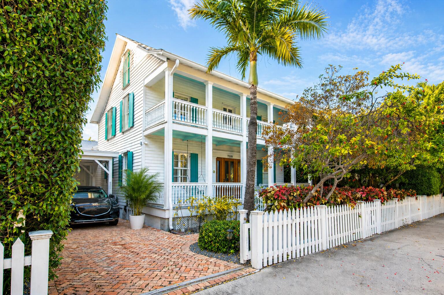 709 Eaton Street