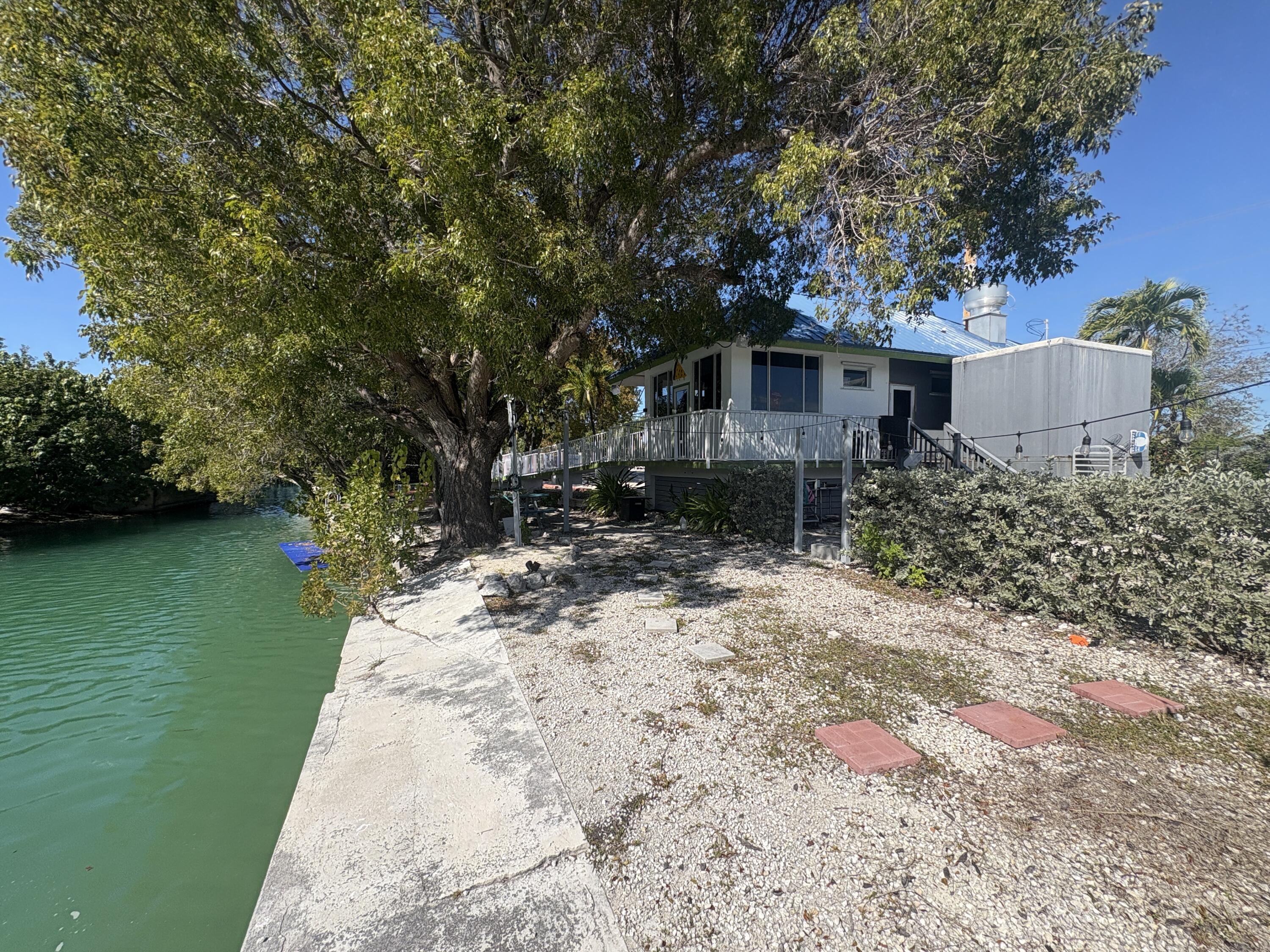 24458 Overseas Highway