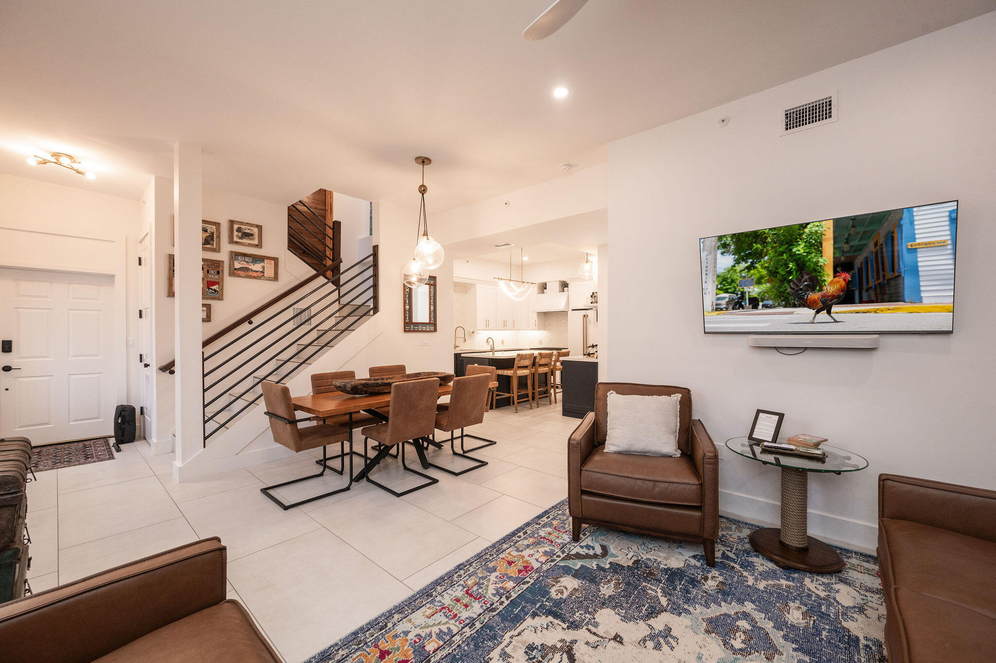 927 Thomas Street #2