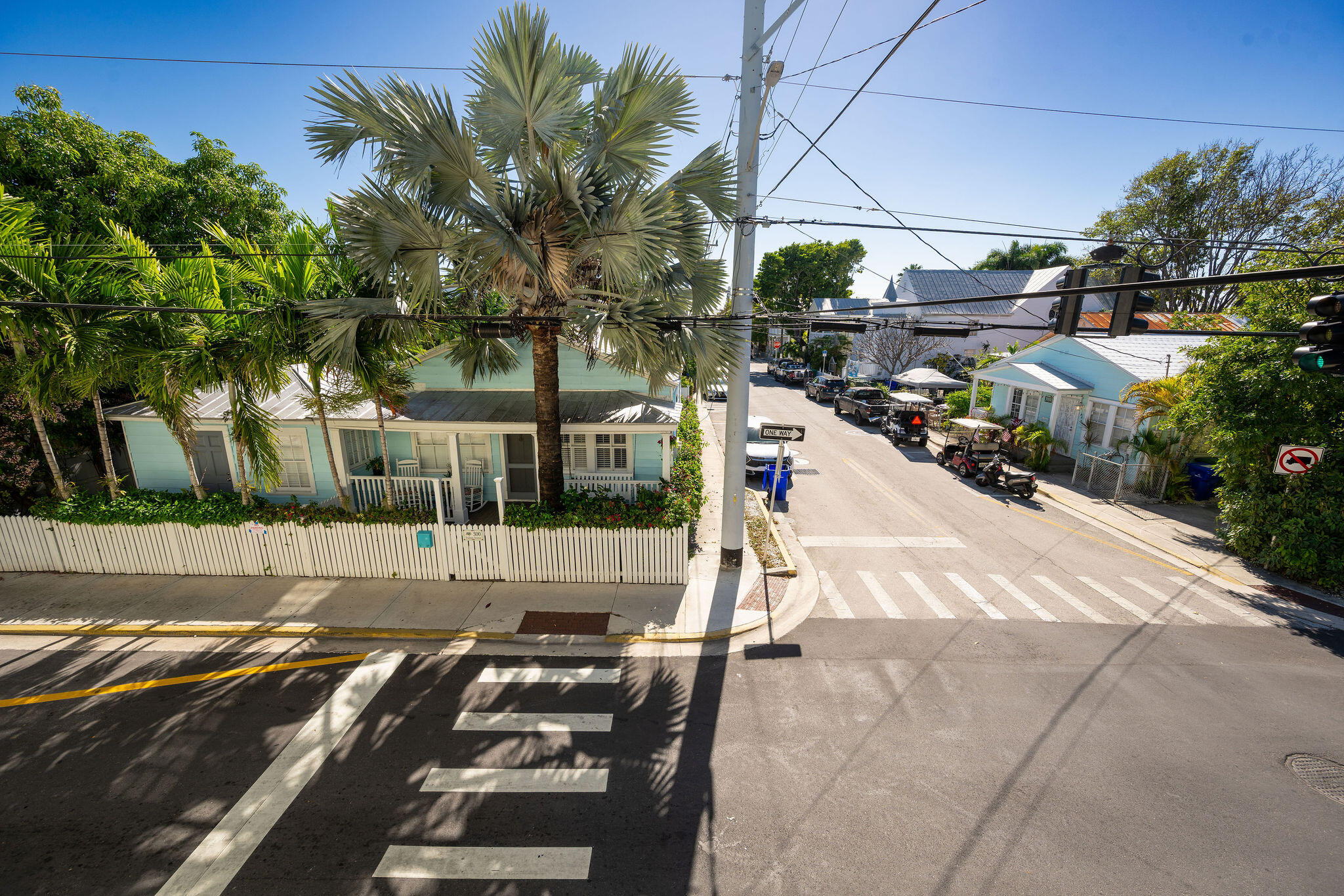 927 Thomas Street #2