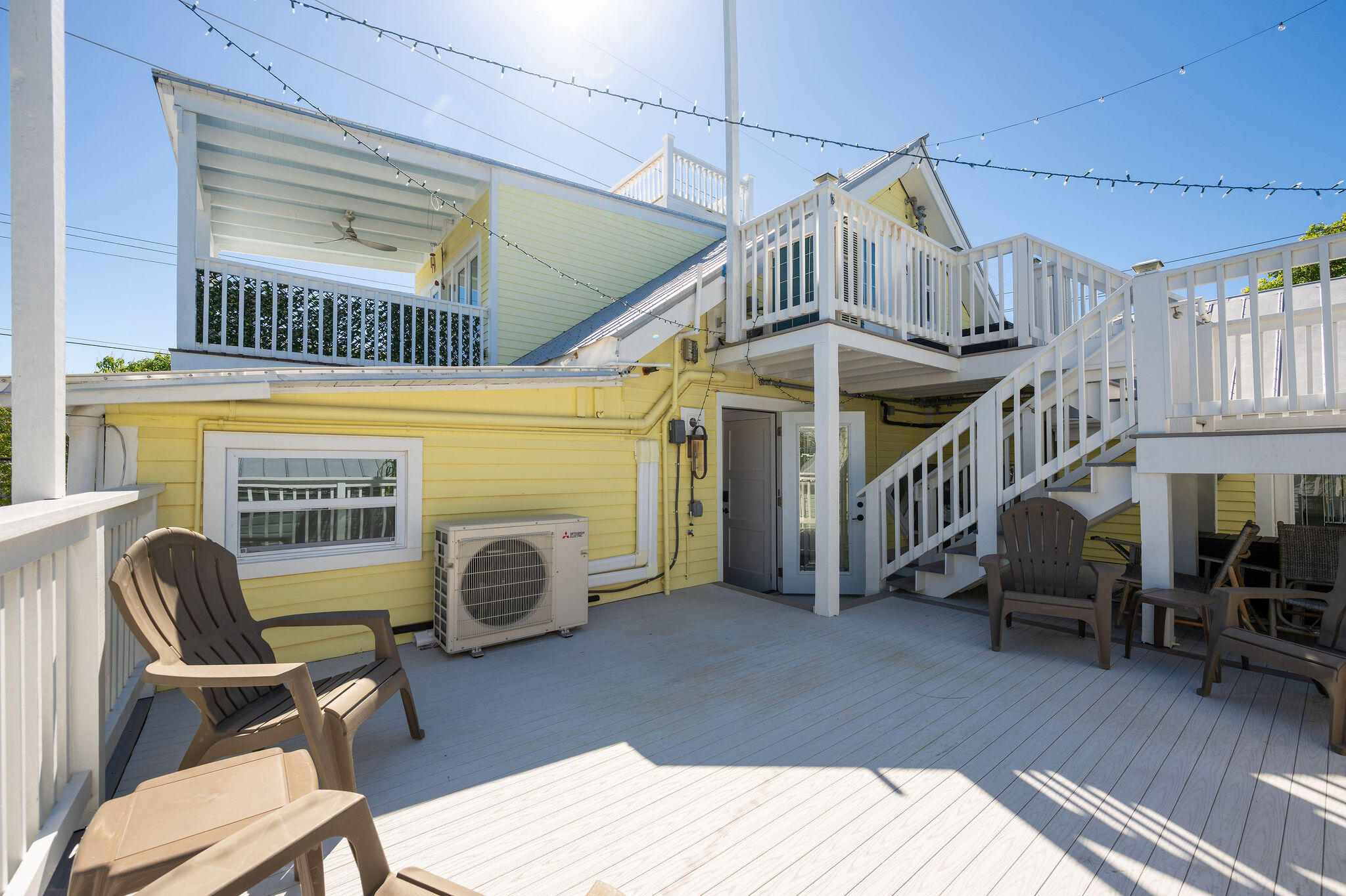 927 Thomas Street #4