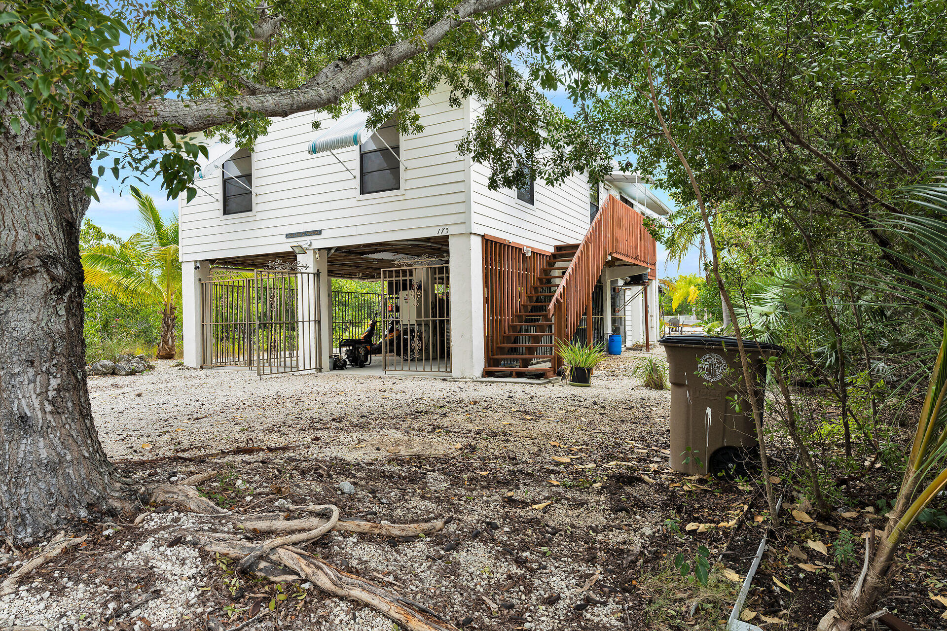 175 E Cahill Court