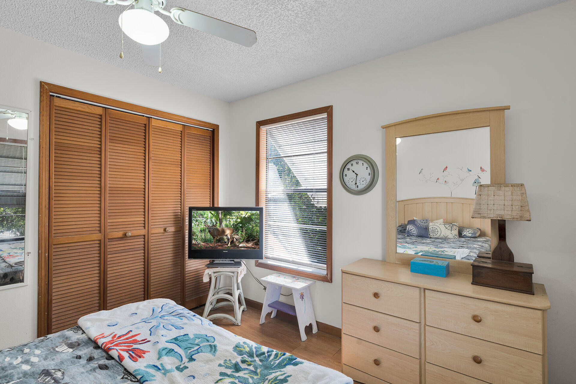 175 E Cahill Court