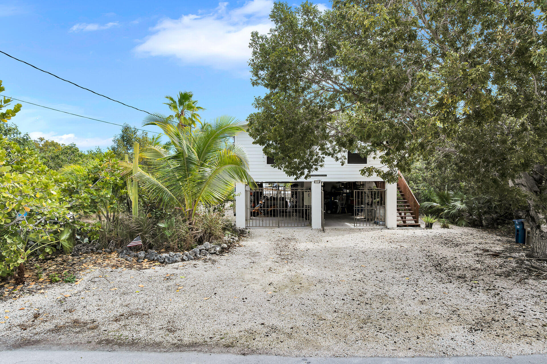 175 E Cahill Court
